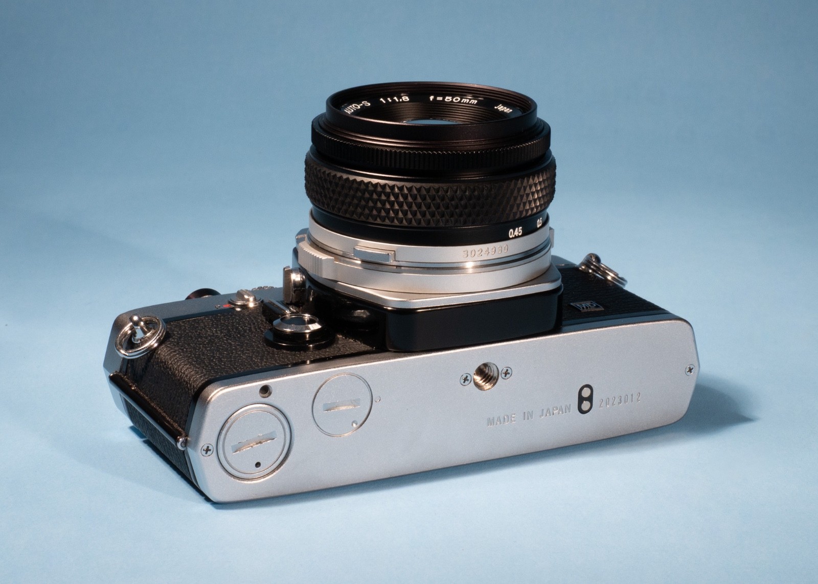 Olympus-OM-1n-MD-35mm-SLR-Film-Camera-Zuiko-50mm-f18-Lens-Fully-Working-137415742260-5