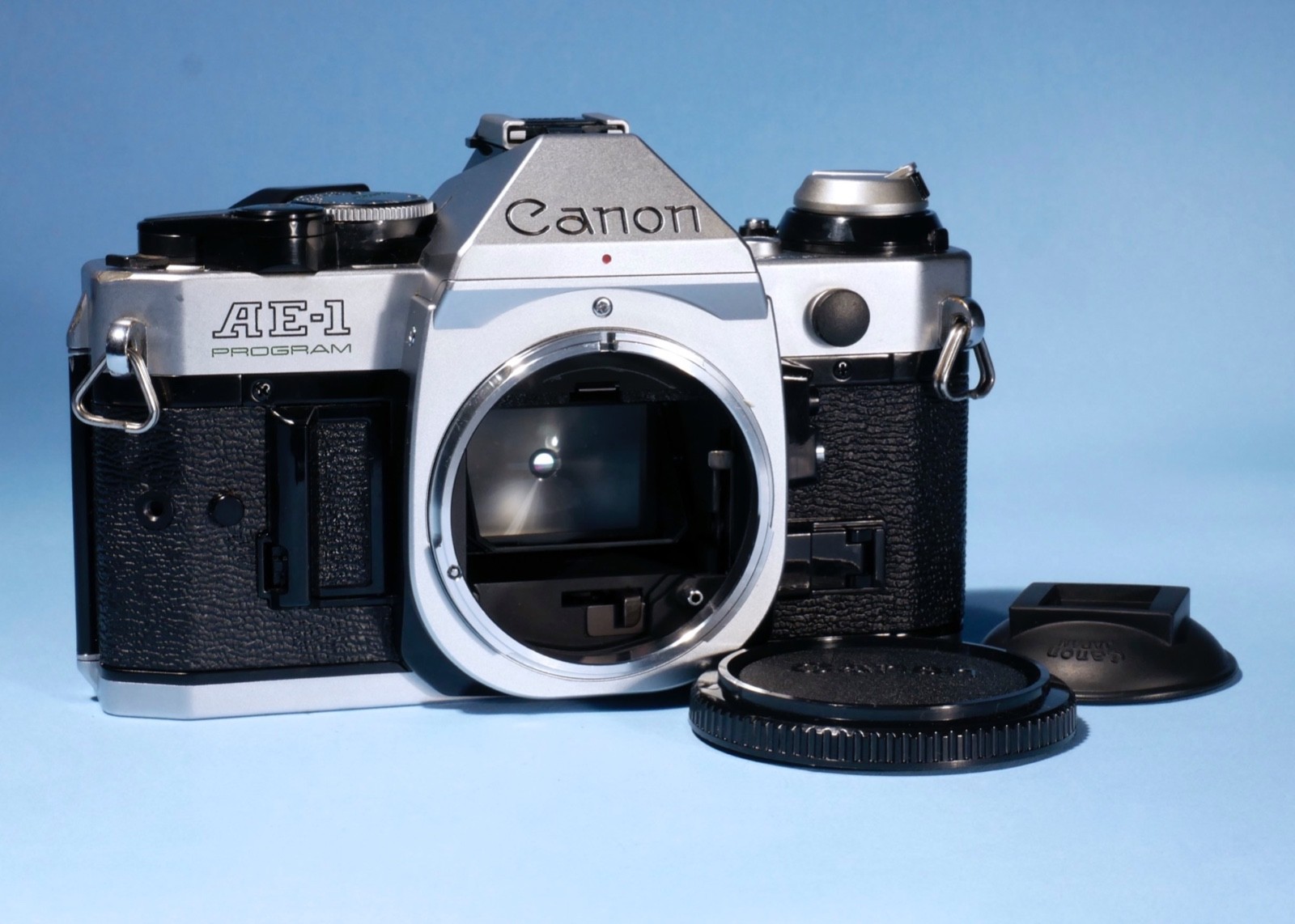 Canon-AE-1-Program-35mm-SLR-Film-Camera-Fully-Working-New-Seals-136512058121