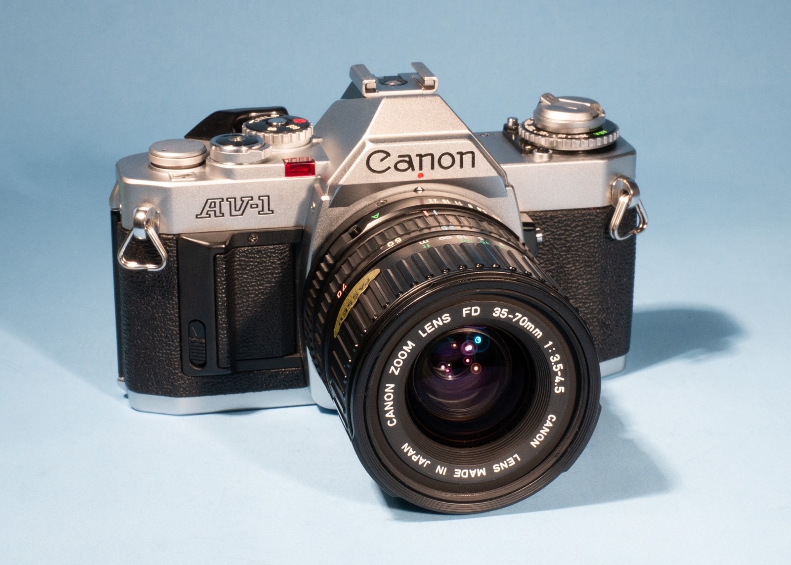 Canon-AV-1-35mm-SLR-Film-Camera-Canon-FD-35-70mm-f35-45-Lens-Fully-Working-137863536591-2