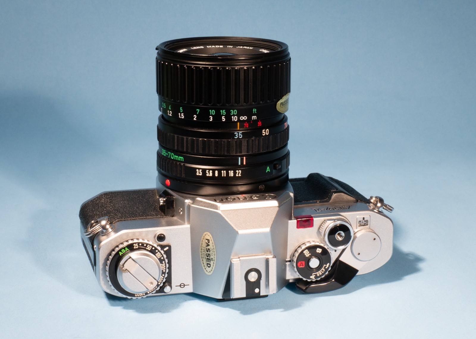 Canon-AV-1-35mm-SLR-Film-Camera-Canon-FD-35-70mm-f35-45-Lens-Fully-Working-137863536591-5