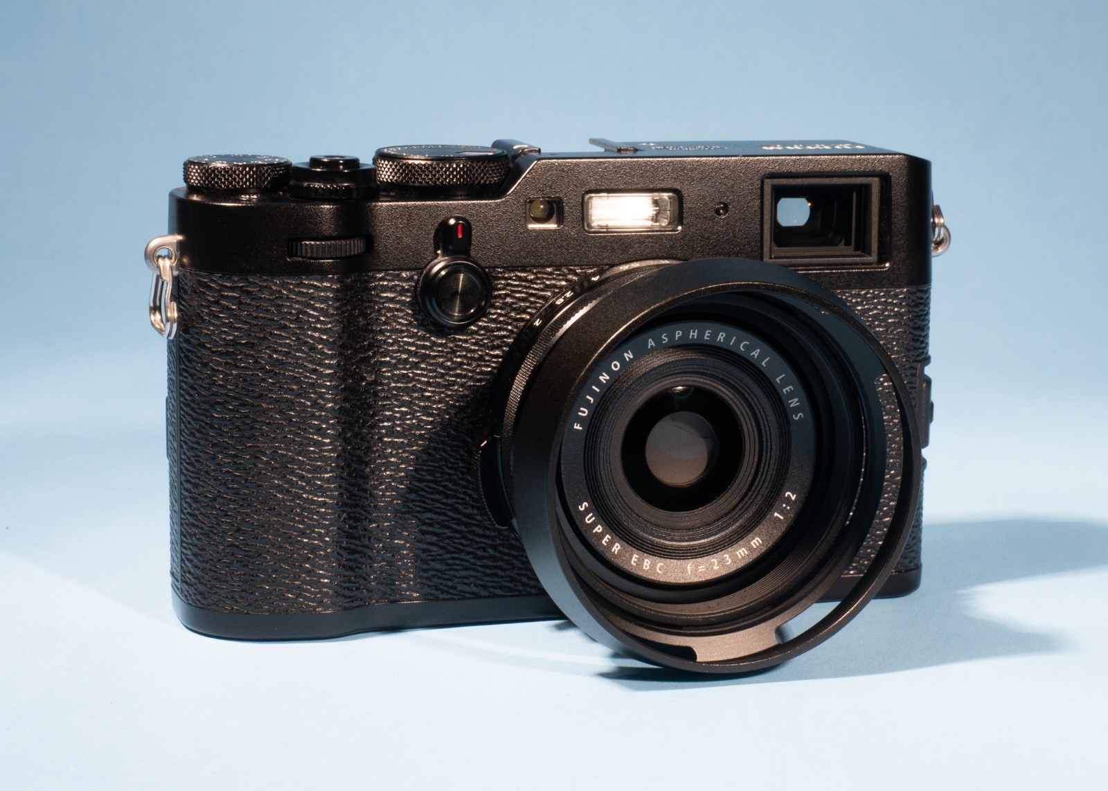 Fujifilm-X100F-243MP-Compact-Digital-Camera-23mm-f2-Lens-Excellent-137709393681-2