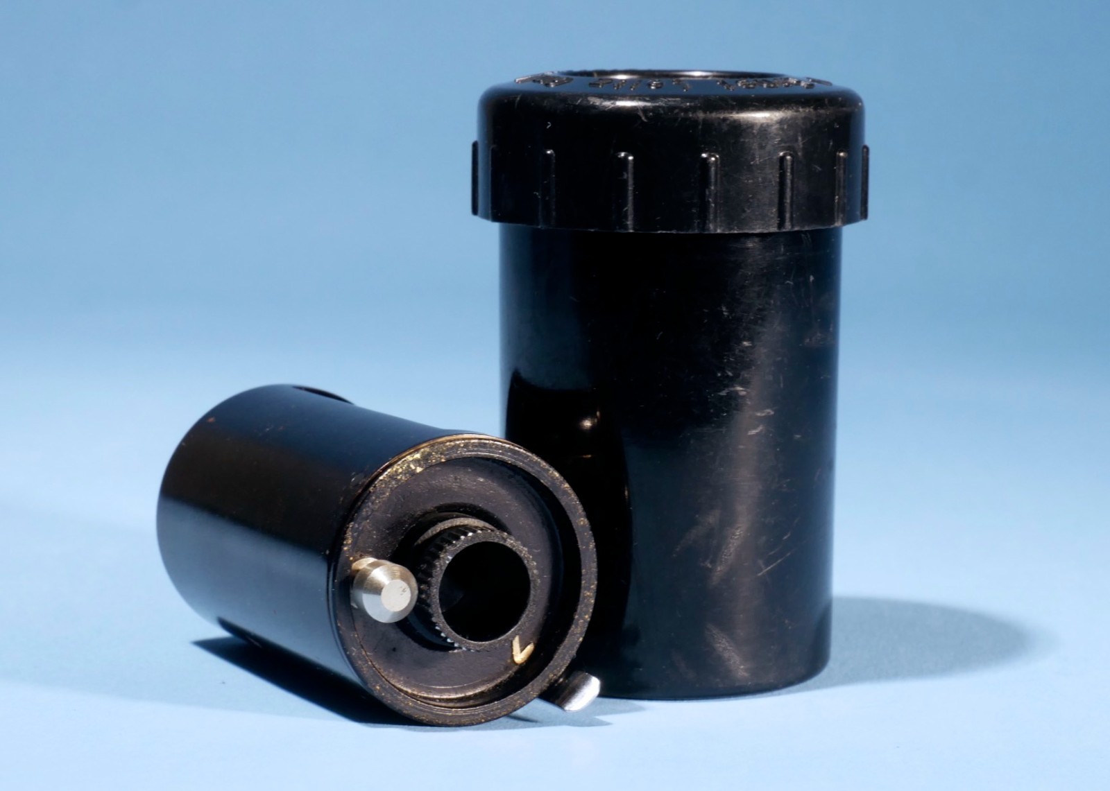 Leica-E-Leitz-Canister-Z-Brass-Reloadable-35mm-Film-Camera-Spool-Cartridge-136822736381-3