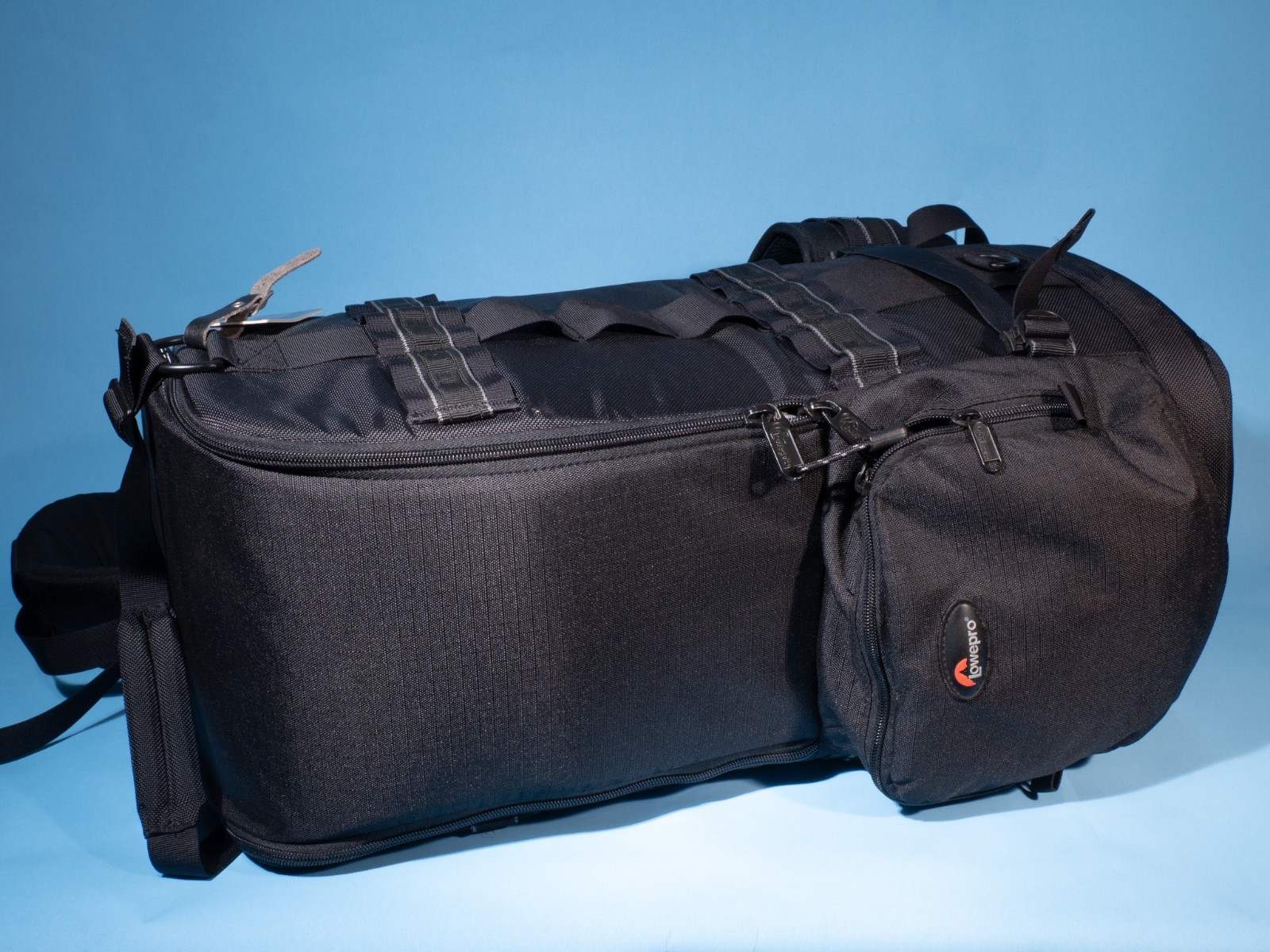 Lowepro-Lens-Trekker-600-AW-Backpack-Pro-DSLR-With-600mm-f4-Lens-Excellent-137114411701-2