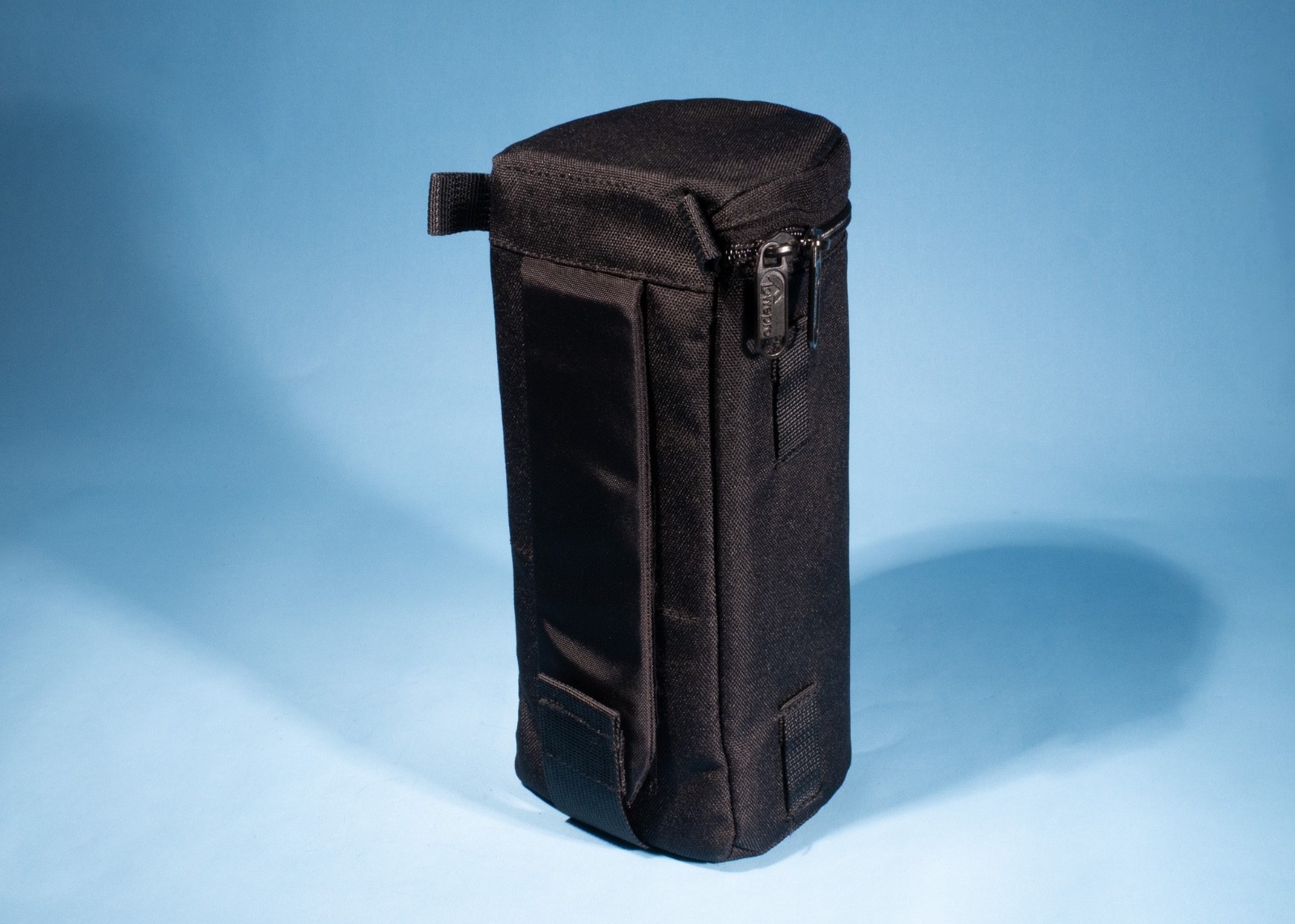 Lowepro-Padded-Lens-Case-No2-For-24-70mm-f28-etc-Excellent-137178423561-2