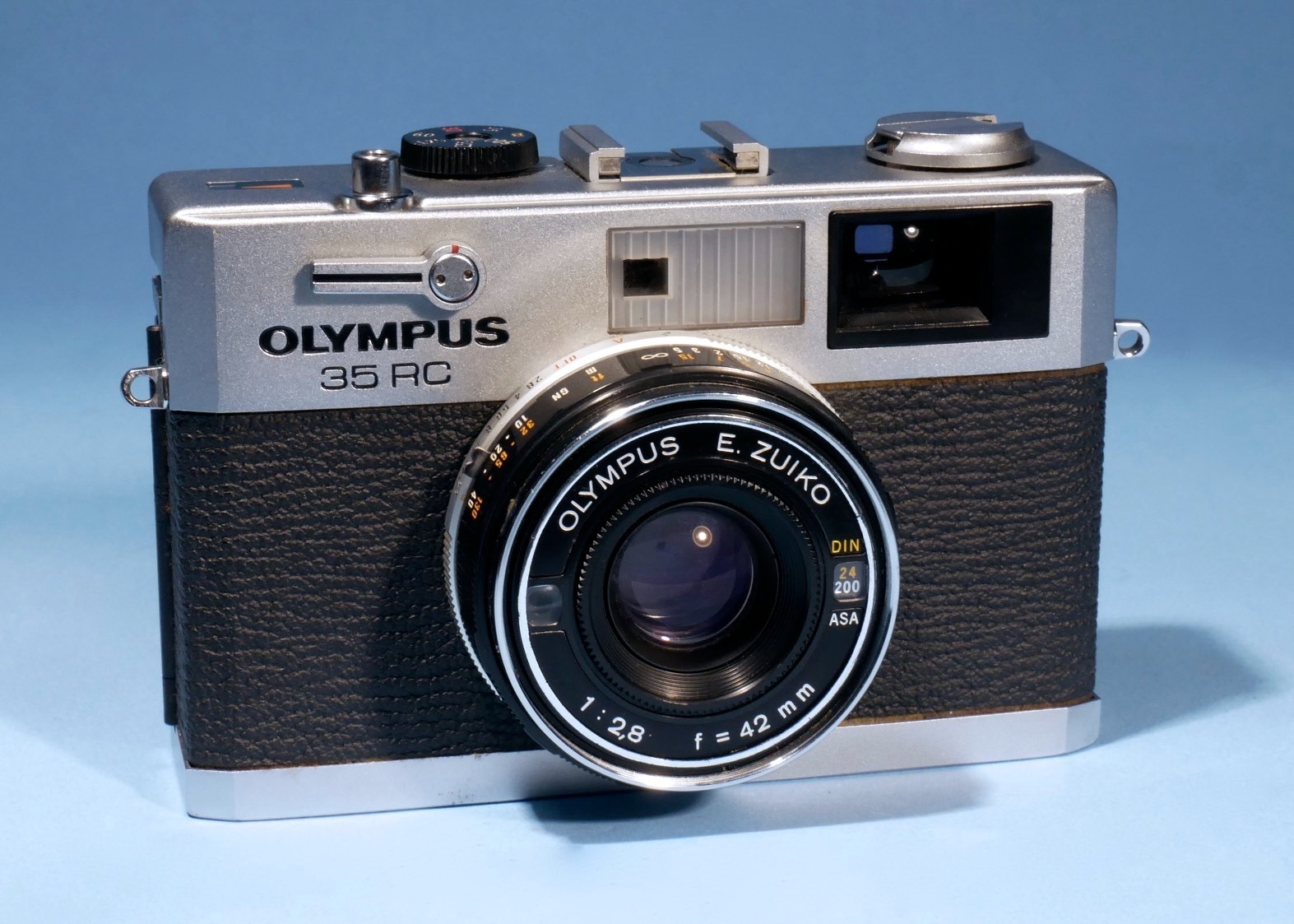 Olympus-35-RC-Rangefinder-Camera-42mm-f28-Lens-READ-136669767211