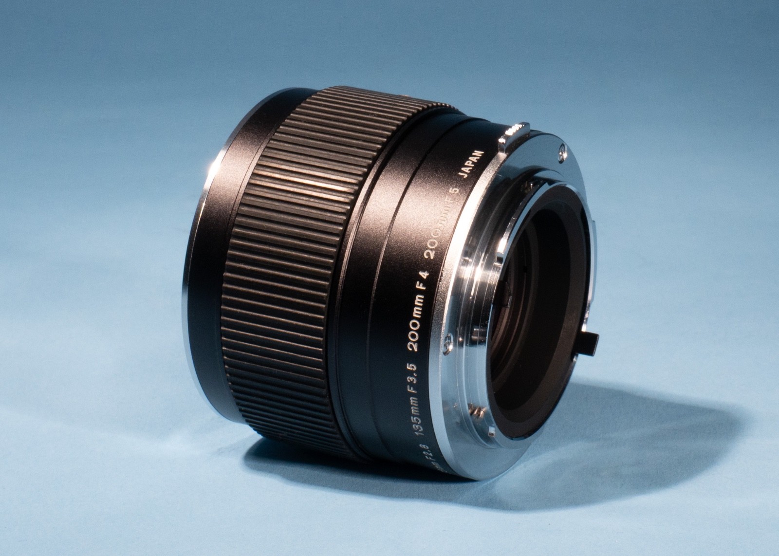 Olympus-OM-Tele-Converter-2x-A-100mm-f28-135mm-f28-f35-200mm-f4-f5-137439447711-2