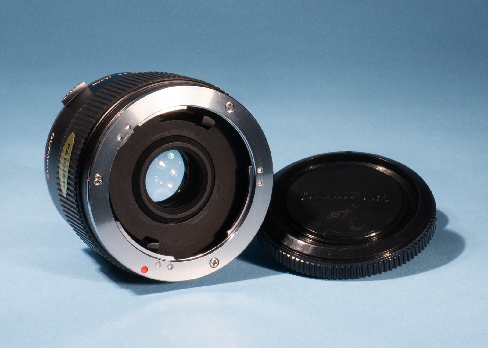 Olympus-OM-Tele-Converter-2x-A-100mm-f28-135mm-f28-f35-200mm-f4-f5-137439447711