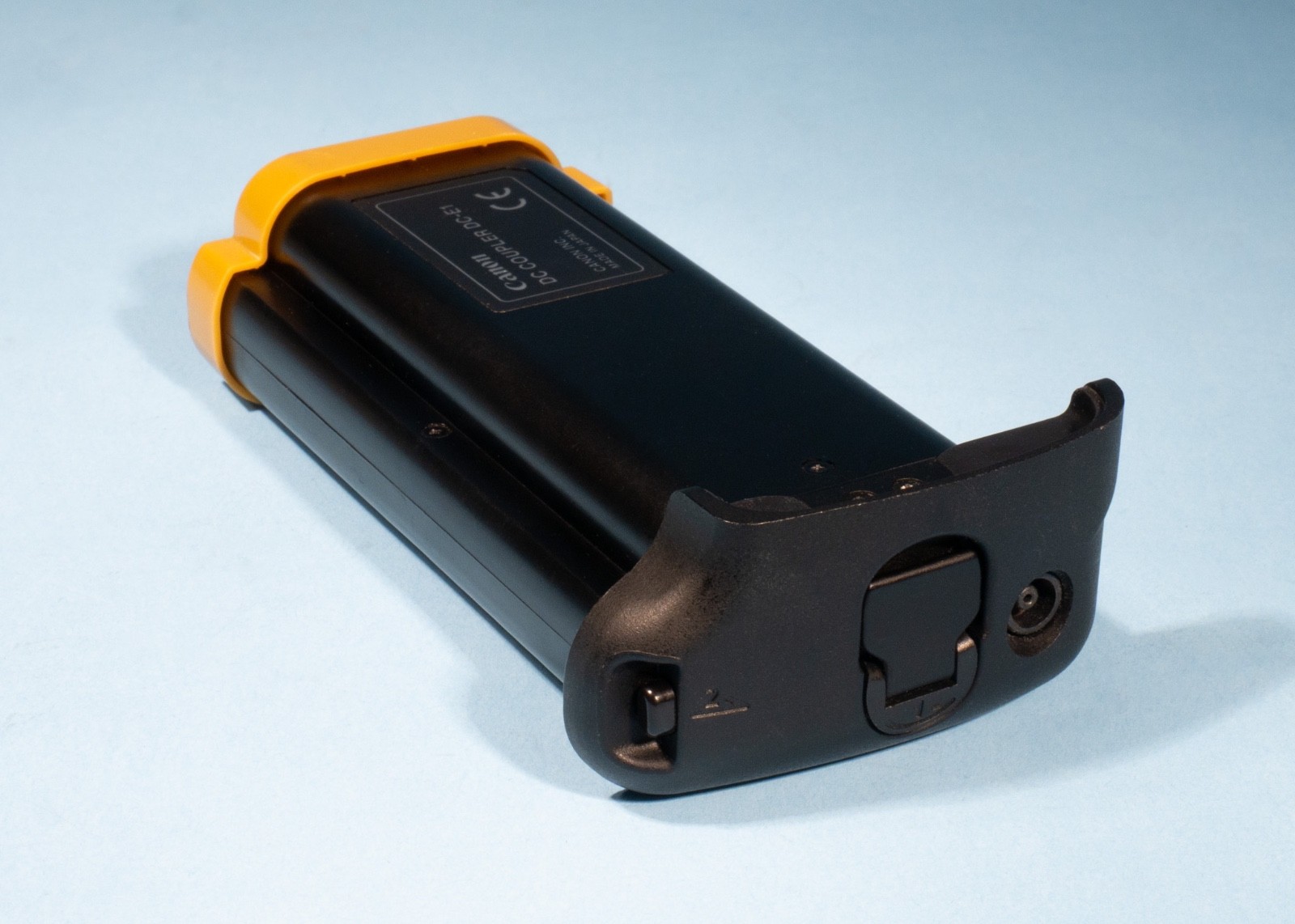Canon-DC-Coupler-DC-E1-EOS-1D-1Ds-1D-Mark-II-1D-Mark-II-N-Etc-137489053242-2
