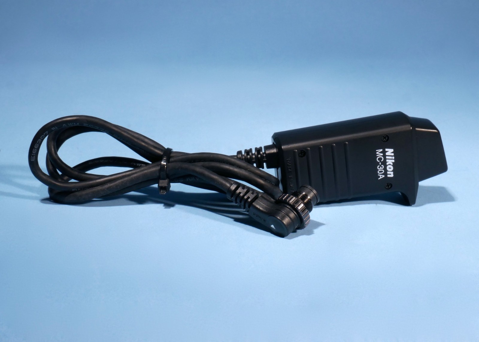 Nikon-MC-30A-Shutter-Release-Cable-Nikon-D800-D810-D850-D300-D4-D5-etc-136972786832