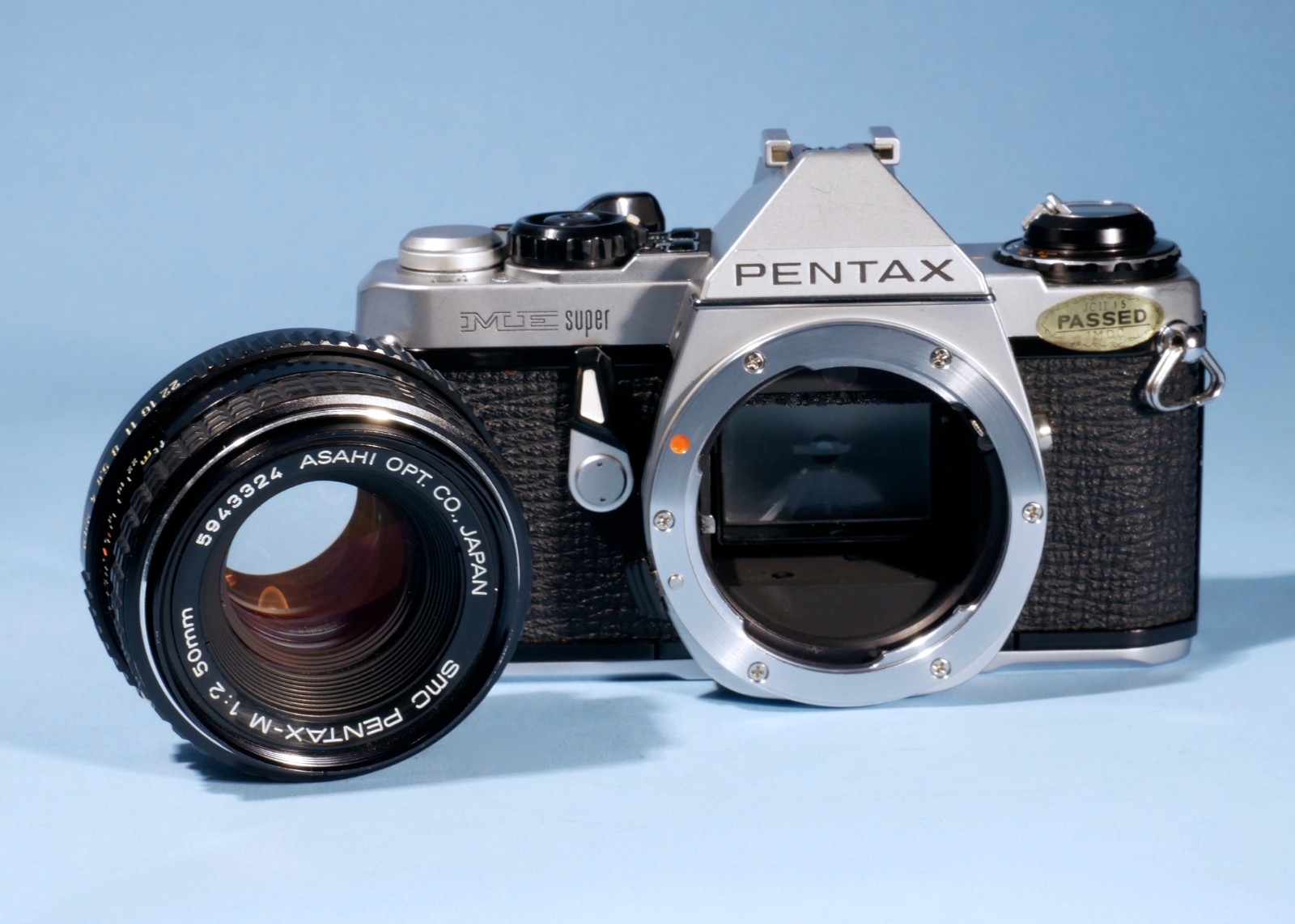 Pentax-ME-Super-SLR-35mm-Film-Camera-SMC-Pentax-M-50mm-f2-Lens-New-Seals-136803055042-6