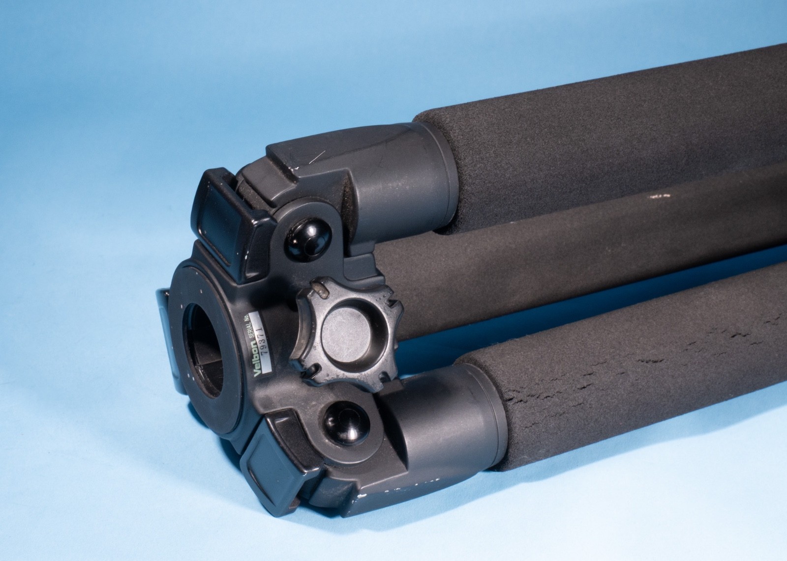 Velbon-Sherpa-Pro-CF-631EL-Tripod-Legs-DSLR-Cameras-Spotting-Scopes-etc-137178549042-2