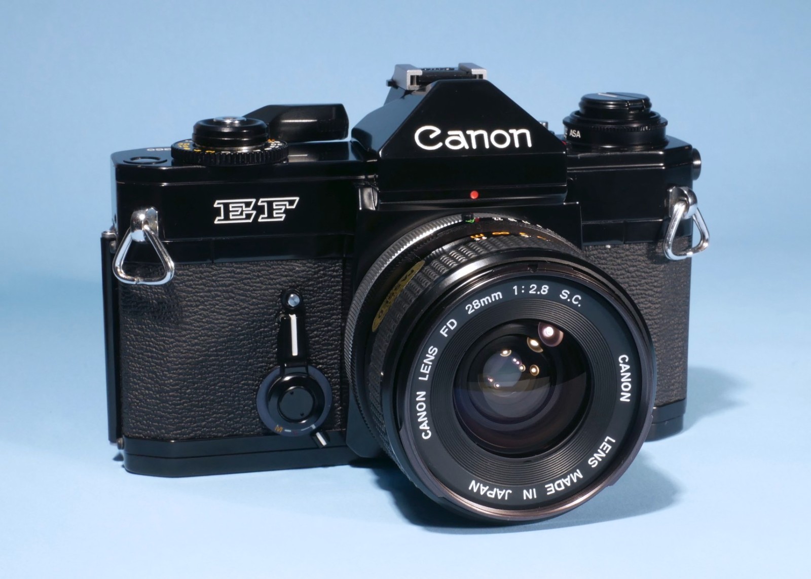 Canon-EF-35mm-SLR-Film-Camera-FD-28mm-f28-SC-Lens-Tested-Fully-Working-136669767173-2