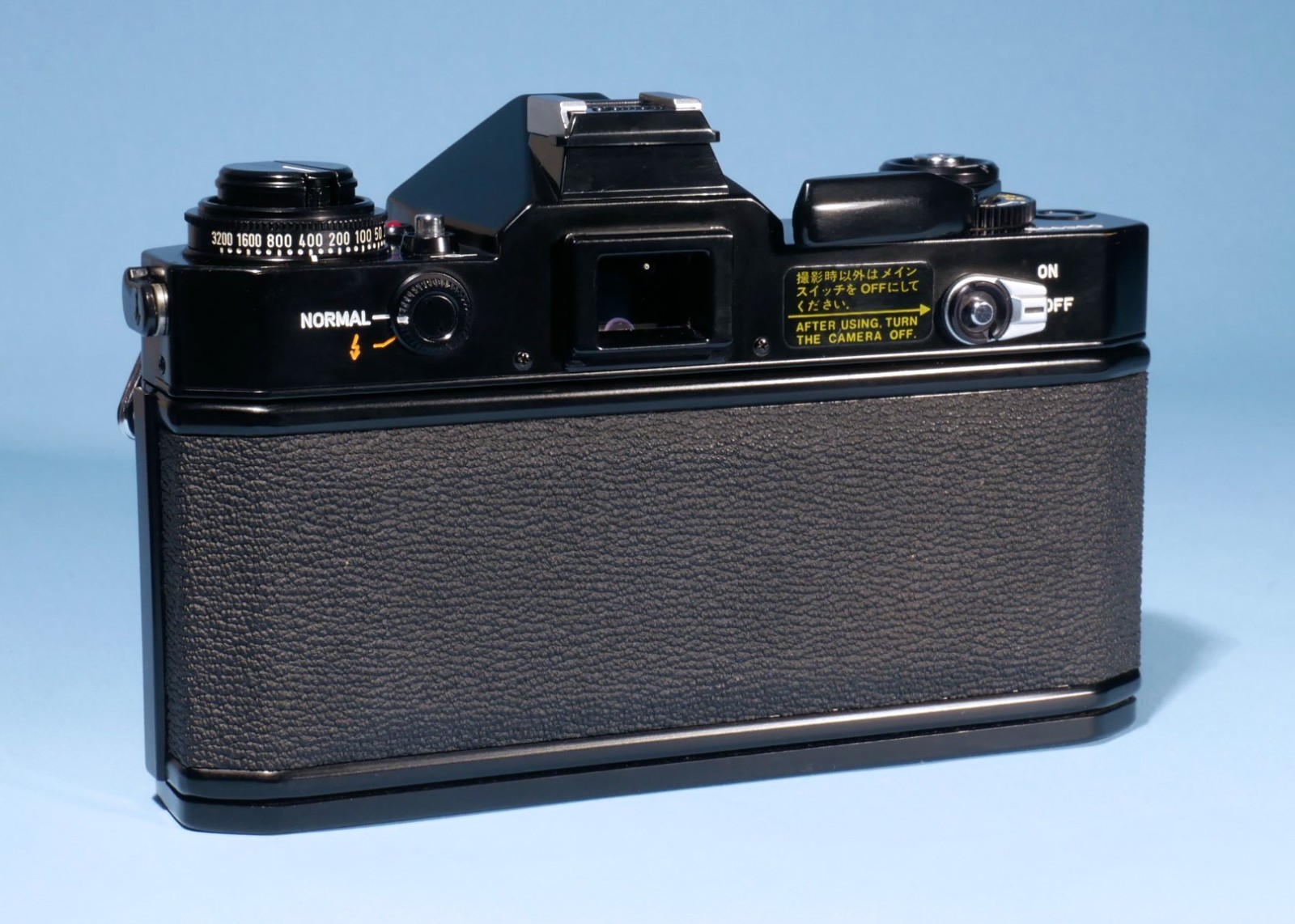 Canon-EF-35mm-SLR-Film-Camera-FD-28mm-f28-SC-Lens-Tested-Fully-Working-136669767173-3