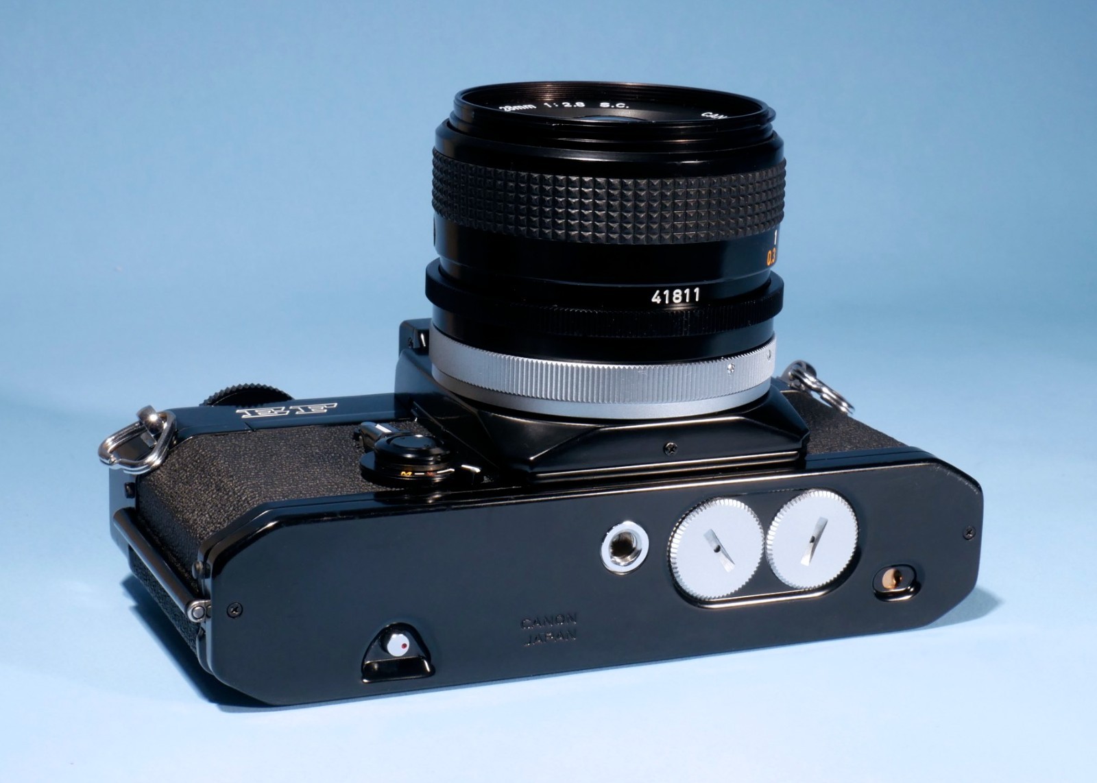 Canon-EF-35mm-SLR-Film-Camera-FD-28mm-f28-SC-Lens-Tested-Fully-Working-136669767173-4