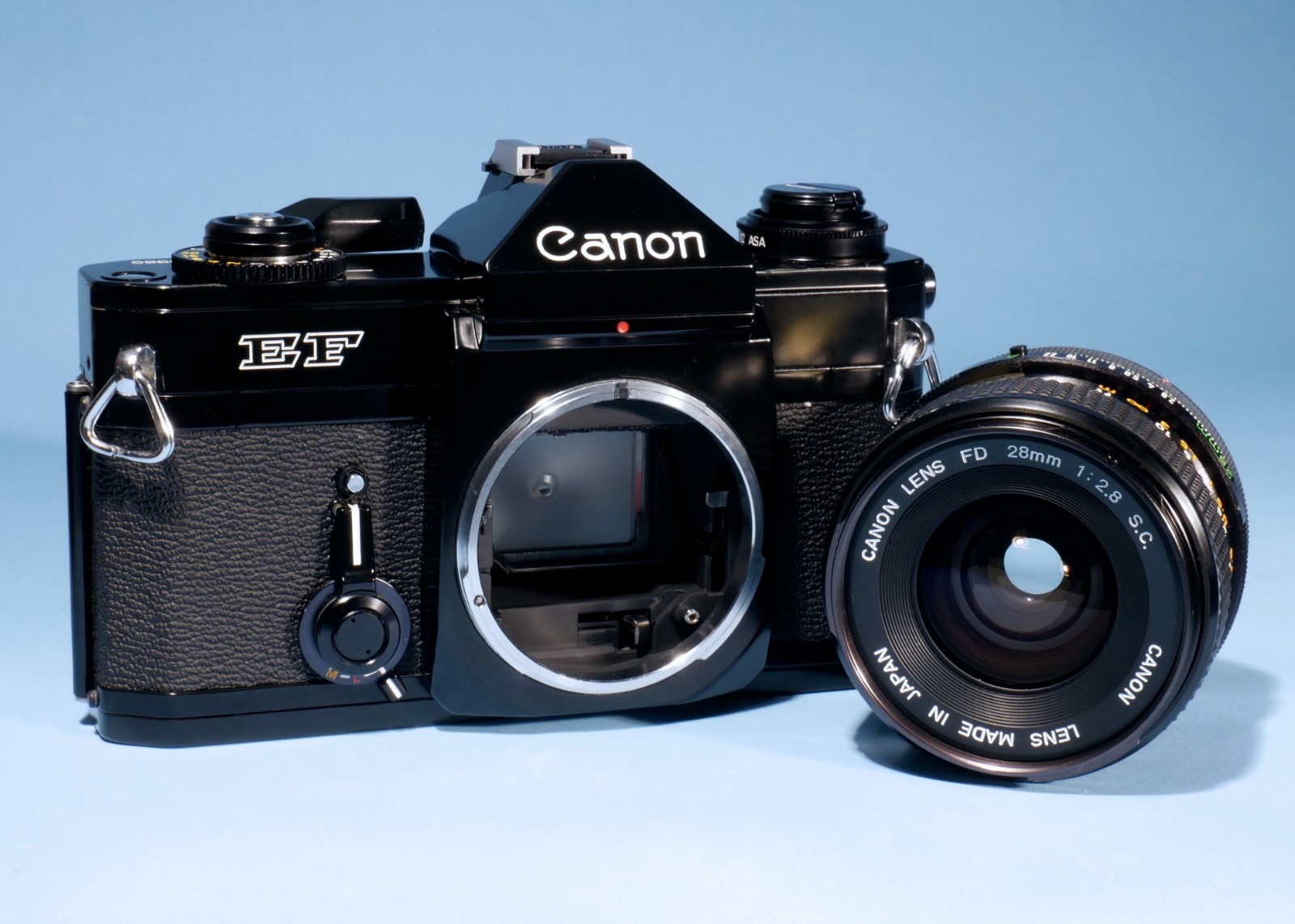 Canon-EF-35mm-SLR-Film-Camera-FD-28mm-f28-SC-Lens-Tested-Fully-Working-136669767173-5