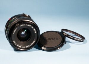 Canon FD 28mm f/2.8 Prime Lens * Fully Working & Excellent