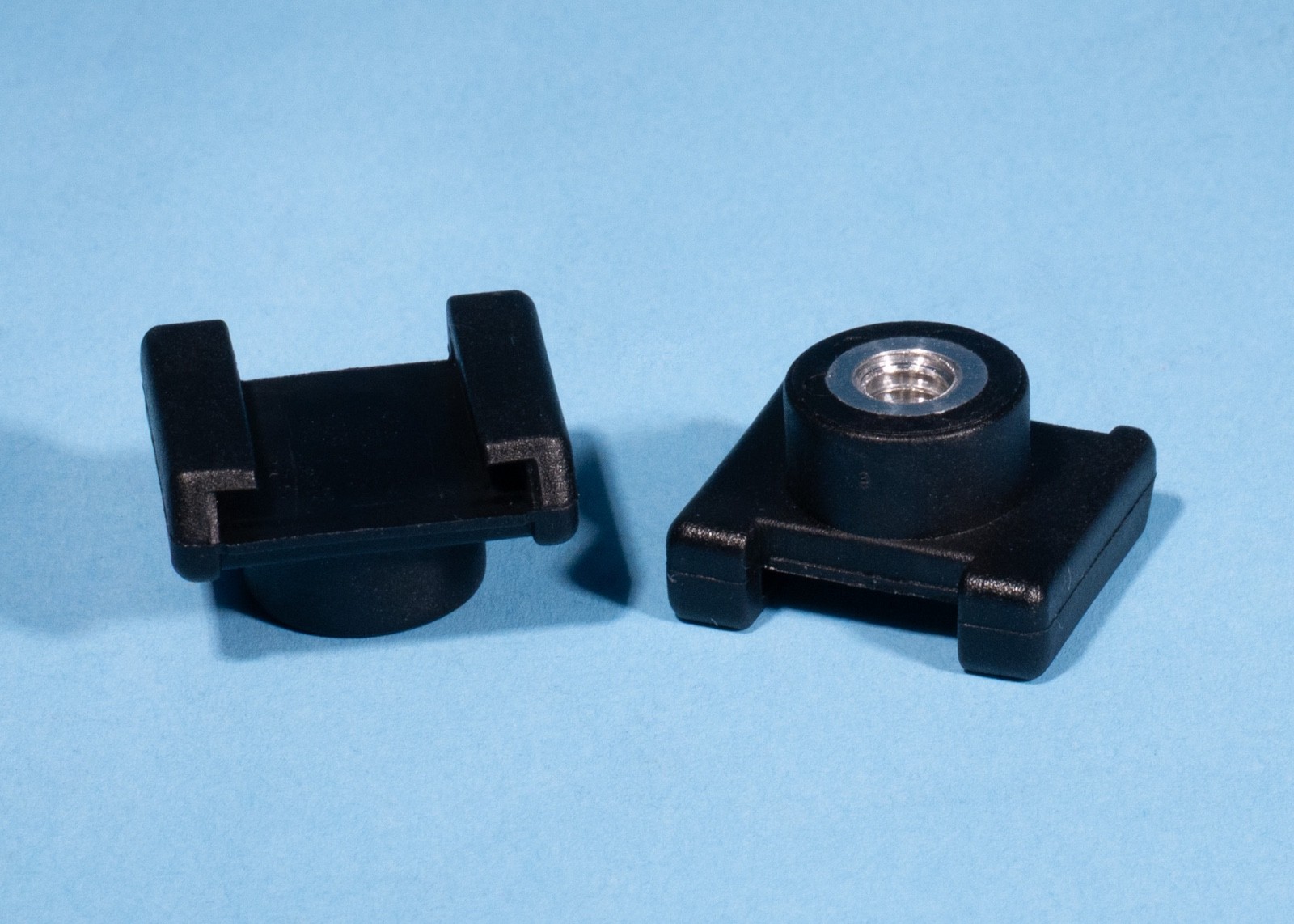 Flash-Cold-Hot-Shoe-Mount-Adapters-To-14-Thread-Camera-Light-Stand-Or-Tripod-137207436323