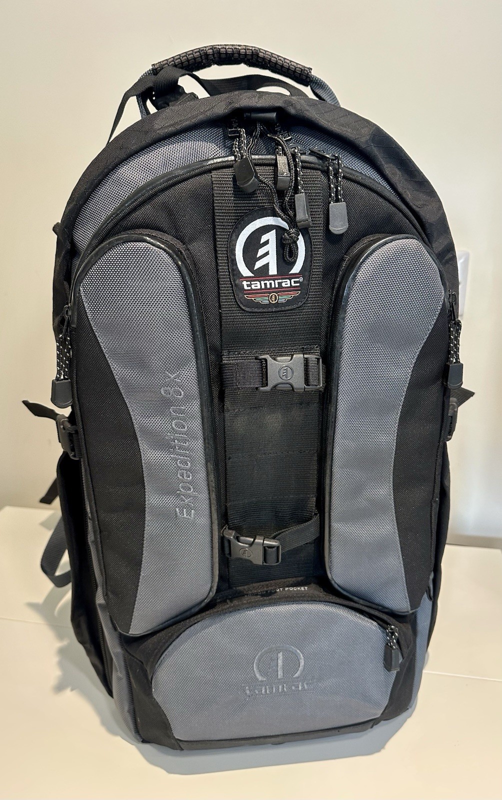 Tamrac-5578-Expedition-8x-Professional-Photographic-Backpack-DSLR-Excellent-137415697503