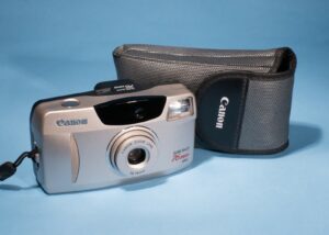 Canon Sure Shot 76 Zoom 35mm Film Point & Shoot Camera * Fully Working
