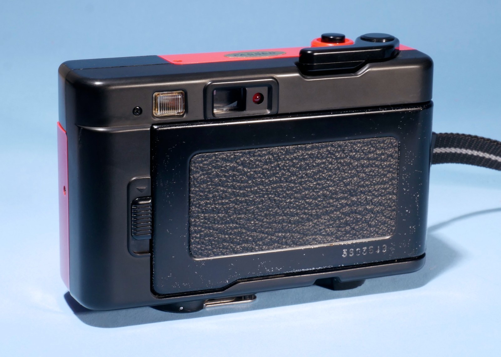 Konica-Pop-Compact-35mm-Point-Shoot-Camera-Fully-Working-136794917114-3