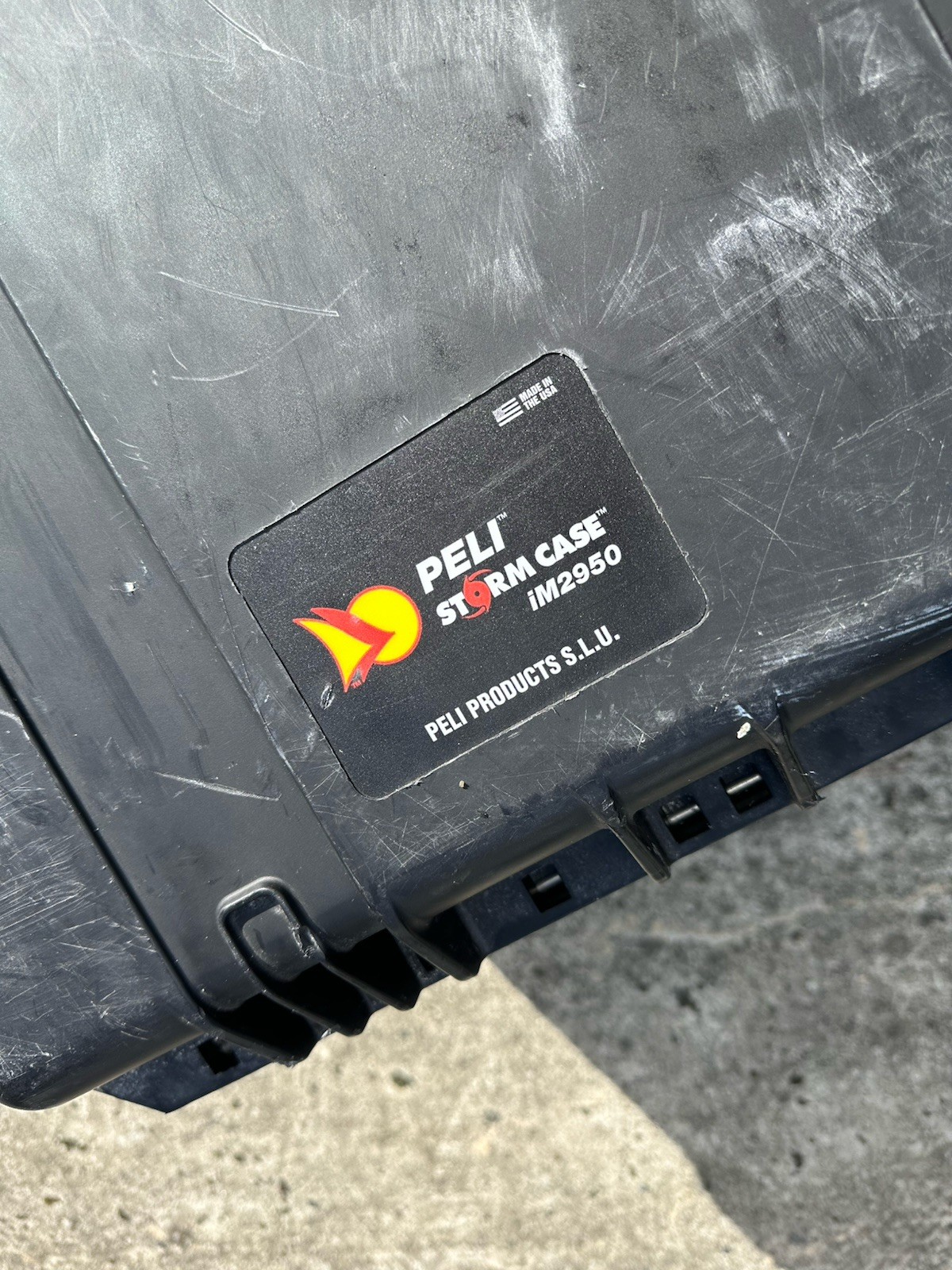 Peli-Storm-iM2950-Heavy-Duty-Transport-Travel-Hard-Case-137831003414-2