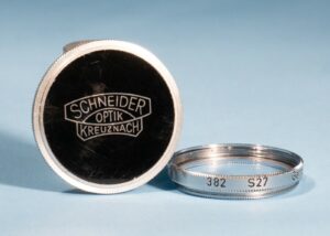Schneider Kreuzach 27mm Lens Cap + Zeiss Ikon 382 1x S27 27mm UV Filter