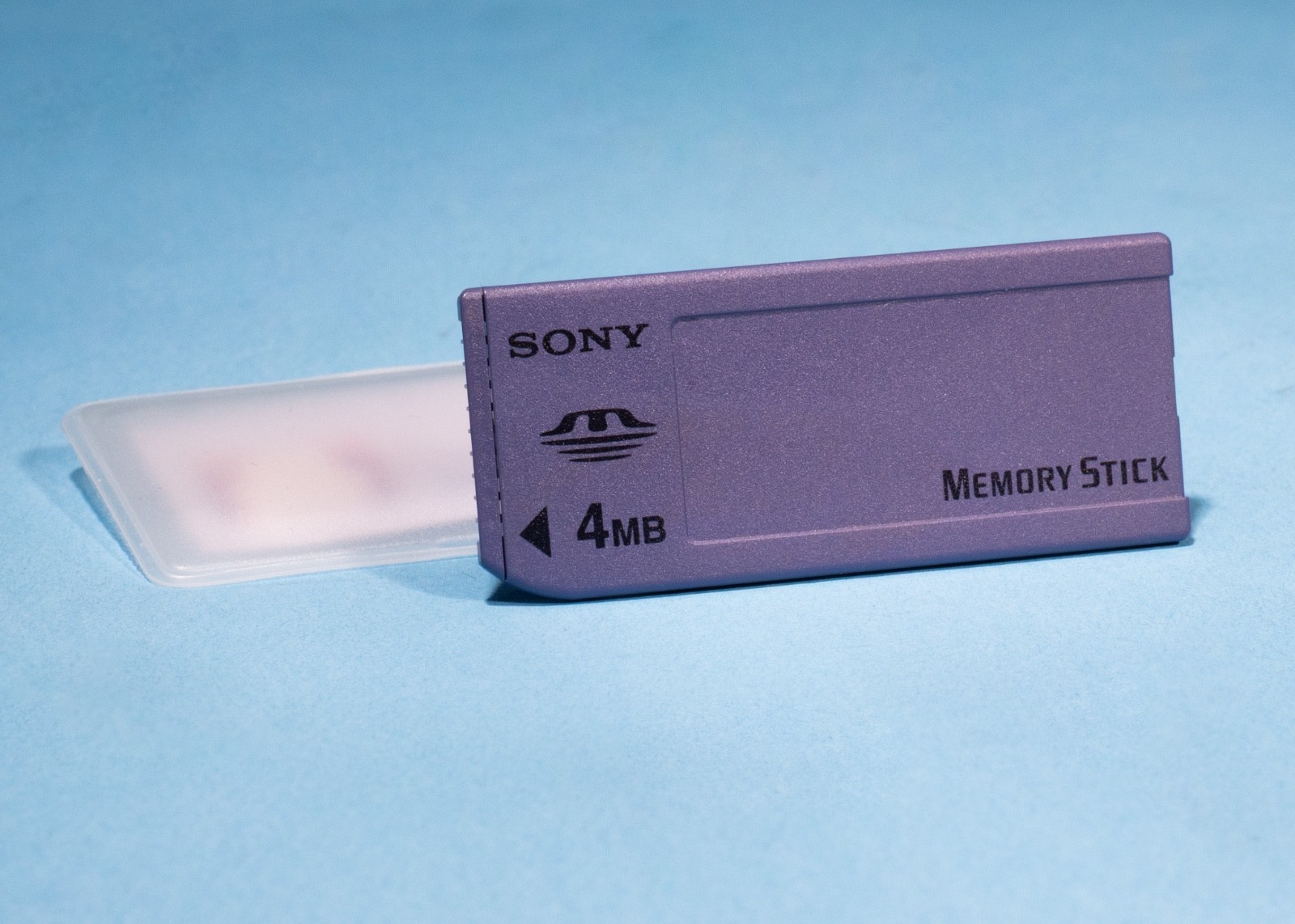 Sony-4MB-Memory-Stick-Digital-Cameras-VAIO-Laptops-Portable-Devices-Tested-137162604274