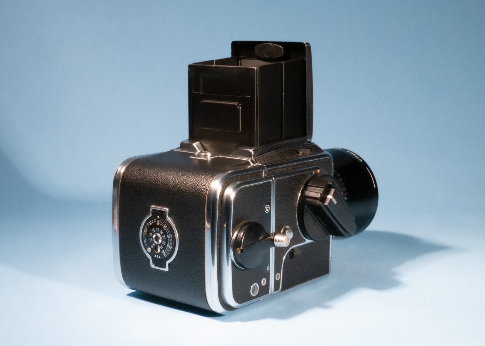 Hasselblad-503CX-Medium-Format-Camera-Carl-Zeiss-T-60mm-f35-Lens-A12-Back-137739156425-3