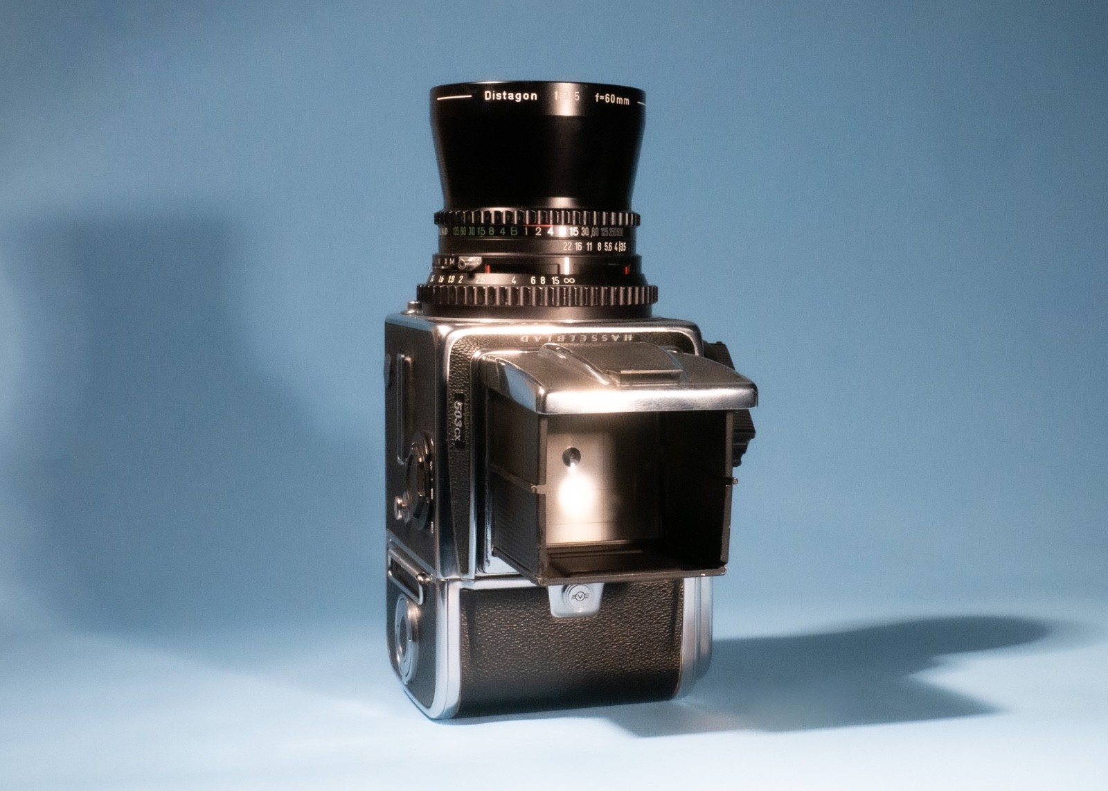 Hasselblad-503CX-Medium-Format-Camera-Carl-Zeiss-T-60mm-f35-Lens-A12-Back-137739156425-8