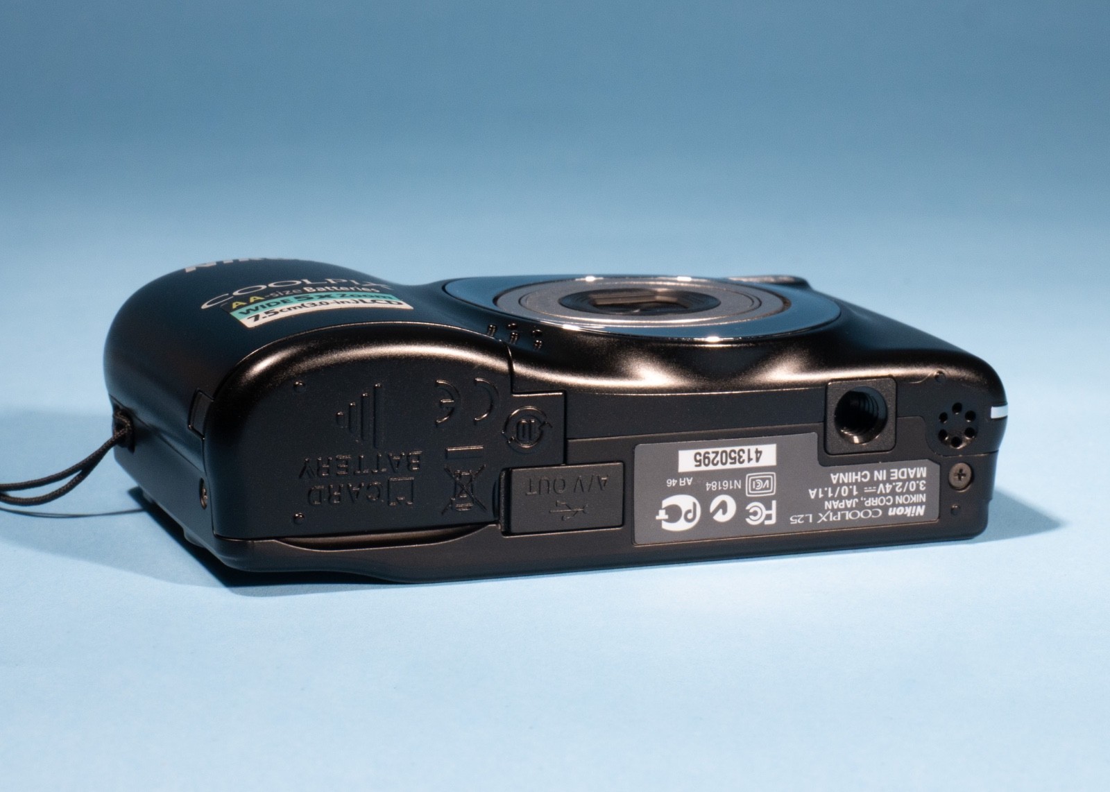 Nikon-Coolpix-L25-Digital-Camera-101MP-5x-Optical-Zoom-Fully-Working-137415699265-5