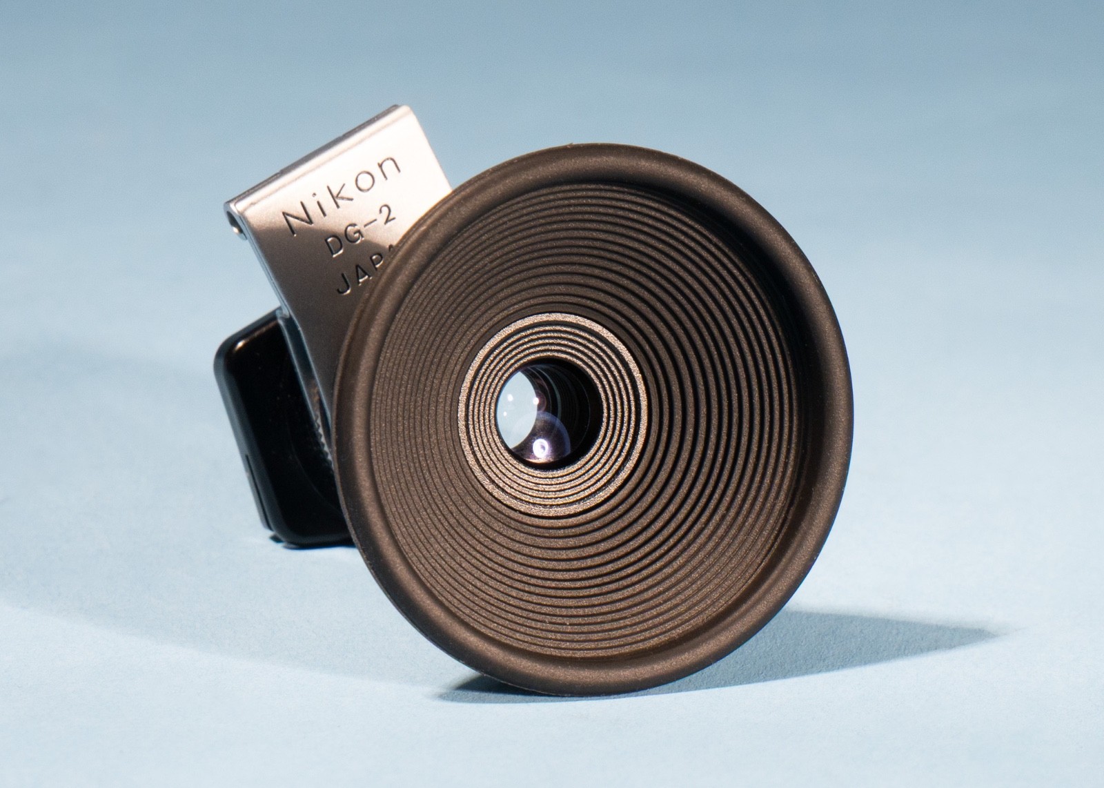 Nikon-DG-2-Eyepiece-Magnifier-F3-F4-F2-FM2-FA-FE-FE2-EM-Excellent-Boxed-137518922325-3