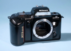 Nikon F401 35mm SLR Film Camera * Tested & Fully Working