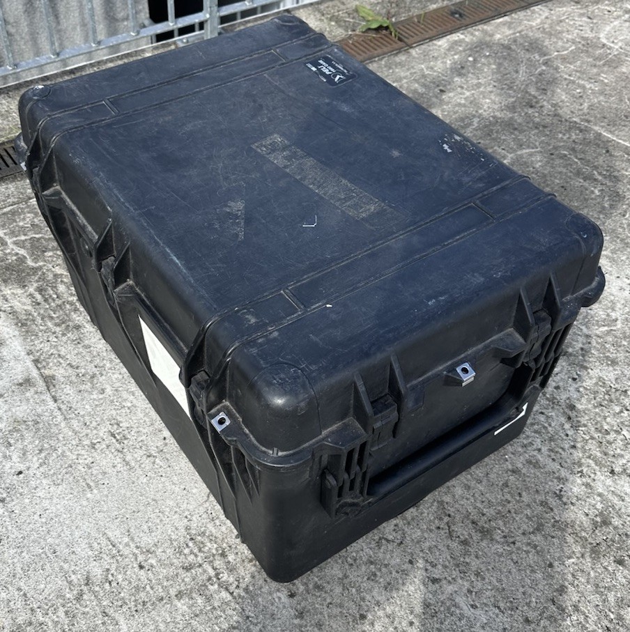 Peli-1660-Ultra-Durable-Heavy-Duty-Transport-Travel-Hard-Case-137831037965-3