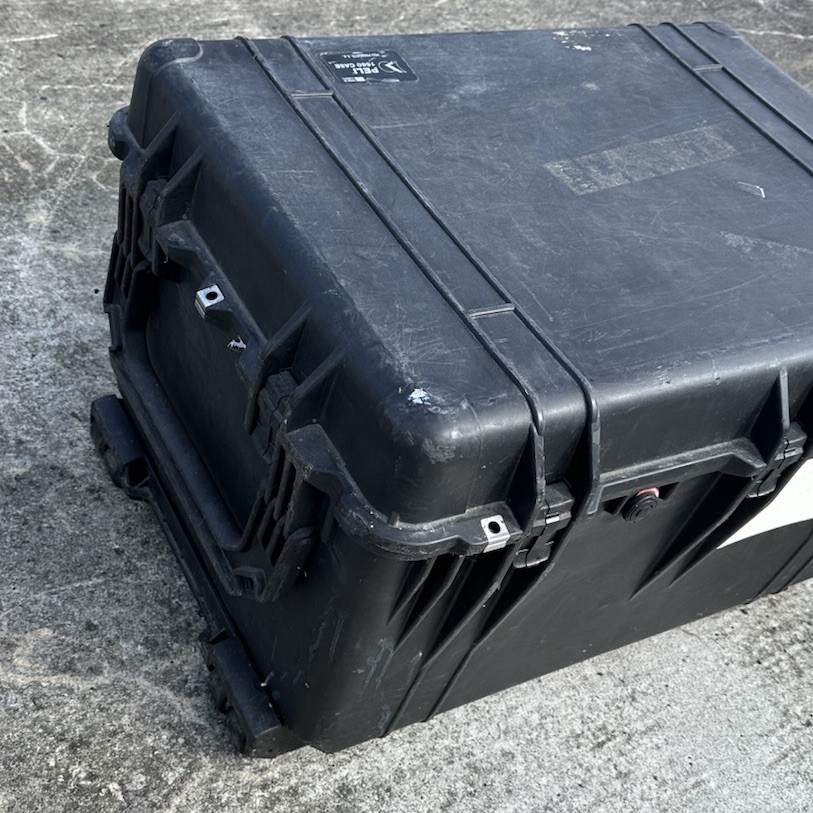 Peli-1660-Ultra-Durable-Heavy-Duty-Transport-Travel-Hard-Case-137831037965-4