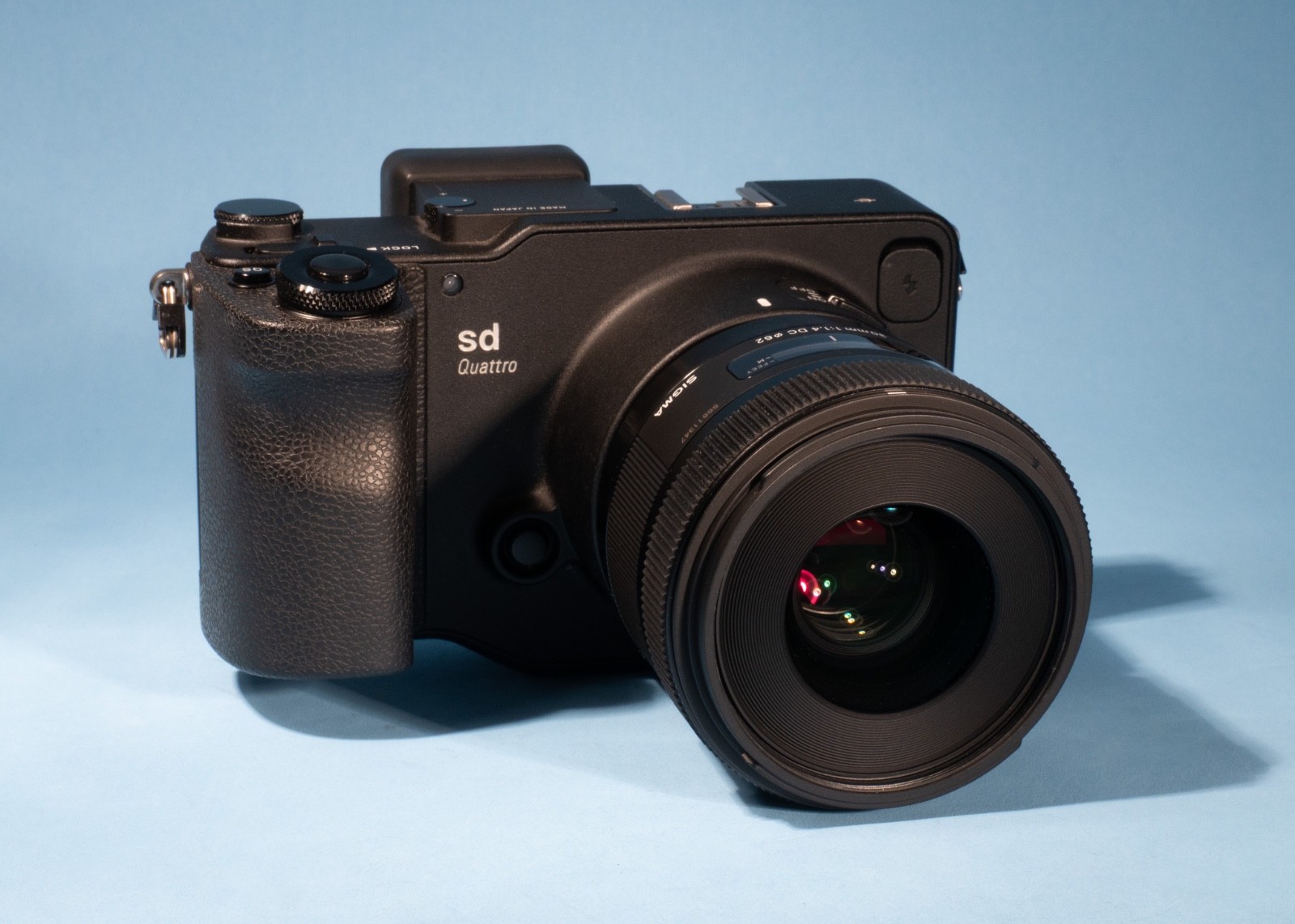 Sigma-Sd-Quattro-295MP-Mirrorless-Camera-30mm-f14-DC-HSM-Art-Lens-Near-Mint-137433744235-2