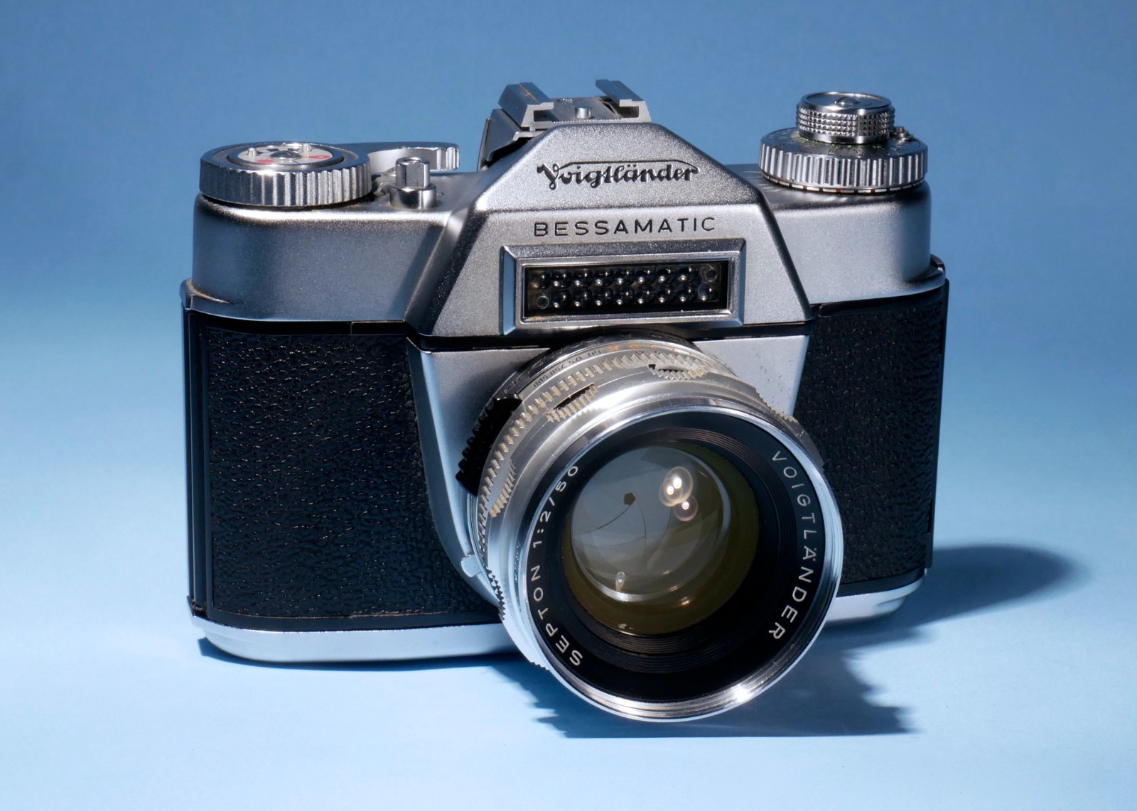Voigtlander-Bessamatic-35mm-Film-camera-Septon-50mm-f2-Lens-Fully-Working-136669761045