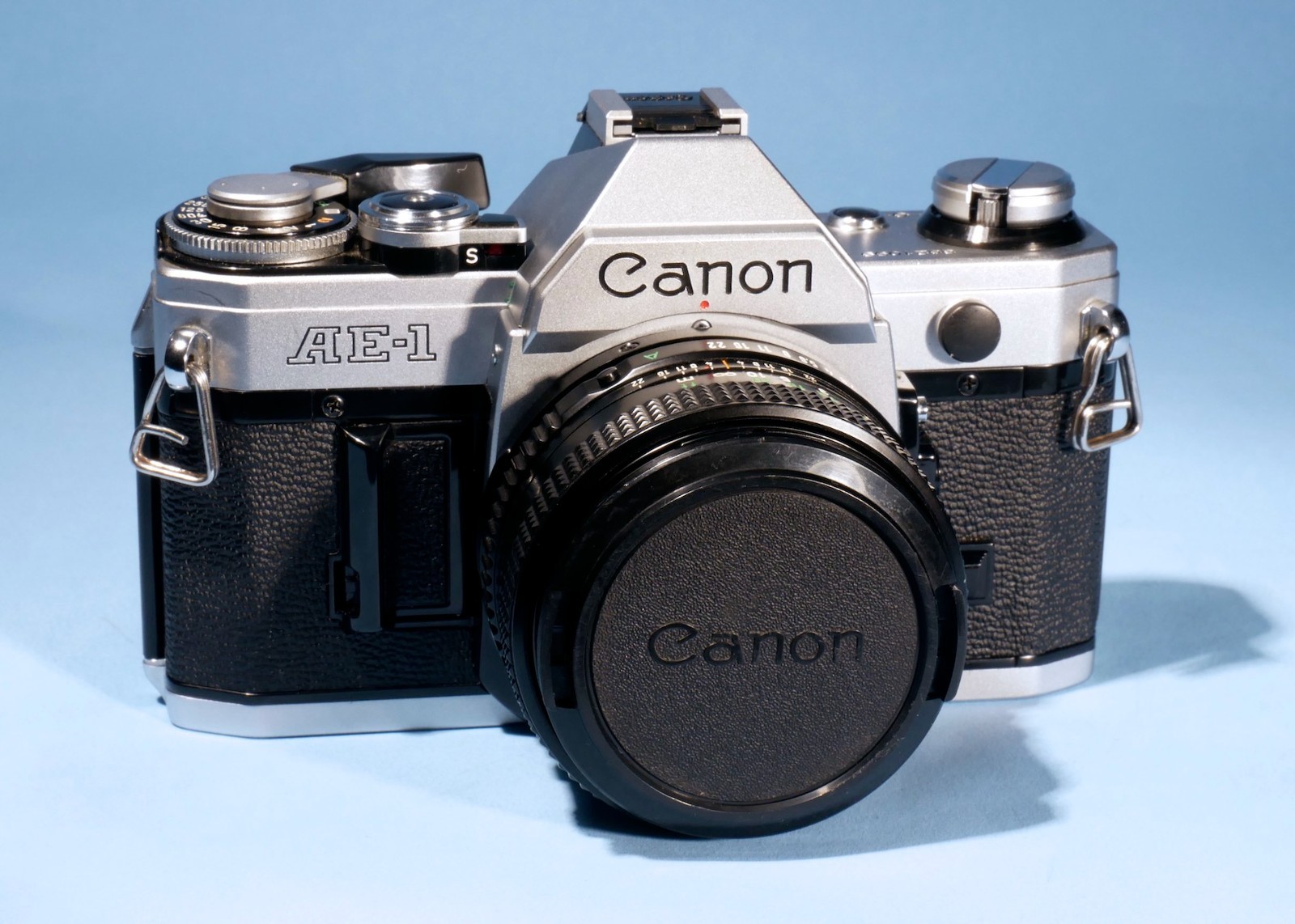 Canon-AE-1-35mm-SLR-Film-Camera-FD-50mm-f18-Lens-Fully-Working-136675137636-6