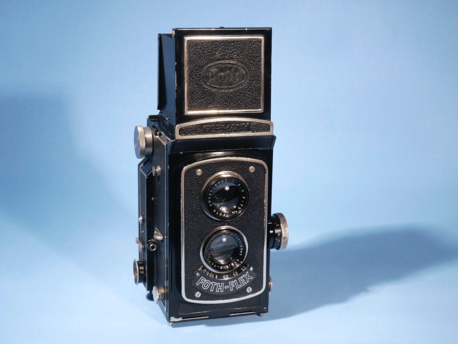Foth-Flex-I-TLR-6x6-120-Film-Camera-Foth-Anastigmat-75mm-f35-Lens-READ-136673392826-2