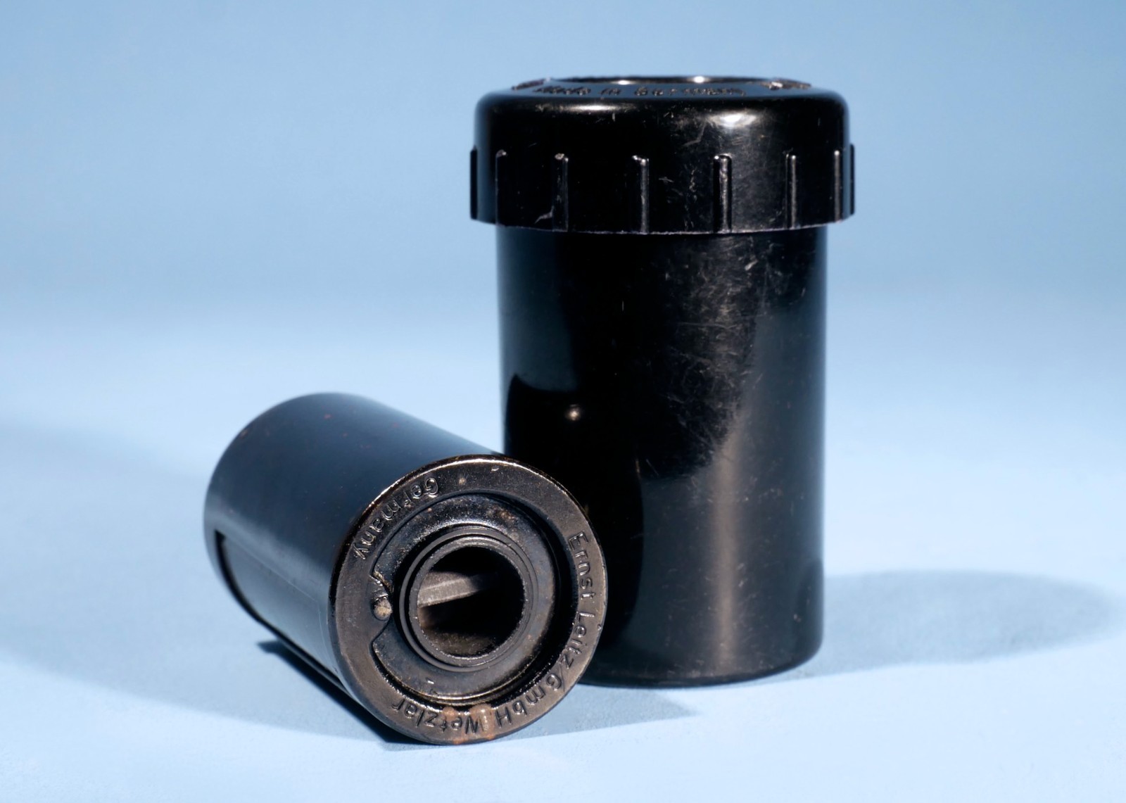 Leica-E-Leitz-Canister-Z-Brass-Reloadable-35mm-Film-Camera-Spool-Cartridge-136803080056-2