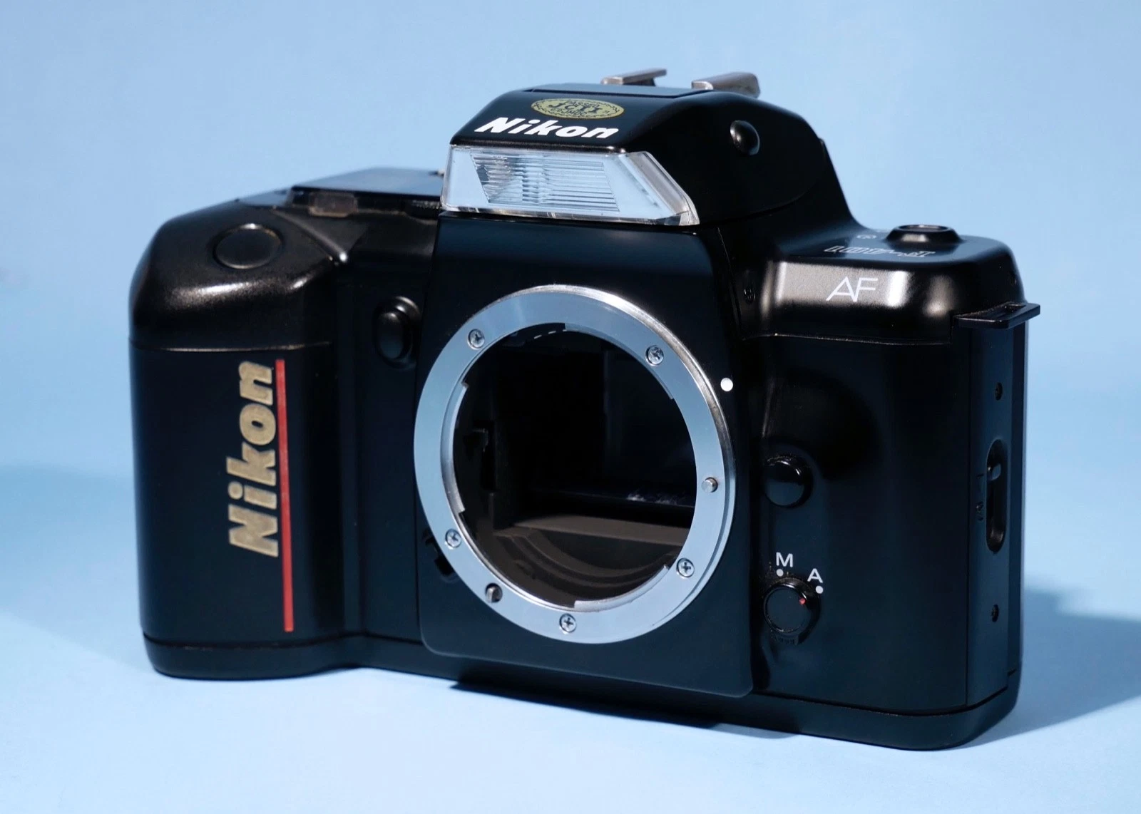 Nikon-F401-35mm-SLR-Film-Camera-Tested-Fully-Working-137547364506-2