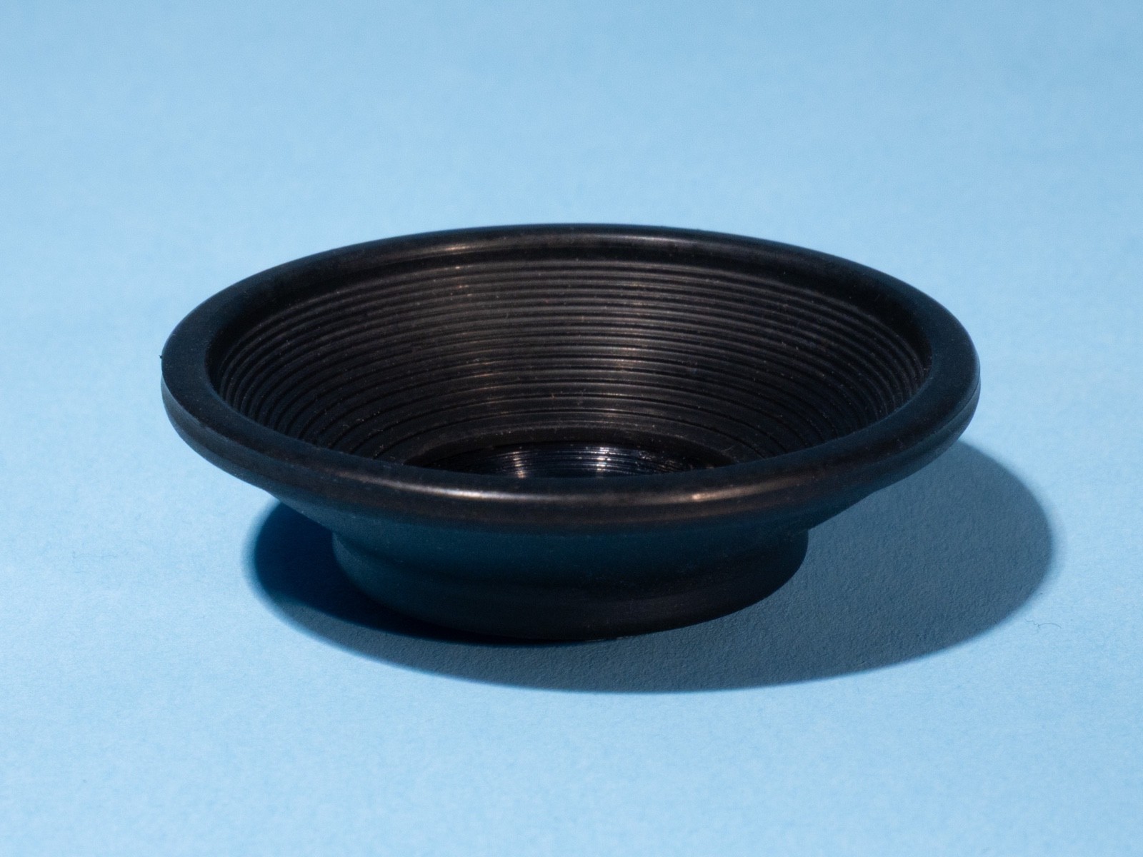 Nikon-Rubber-Eyecup-Nikkormat-FT-FTn-FT2-FT3-FM-FE-FA-FE2-FM2-F2-etc-137124728396-2