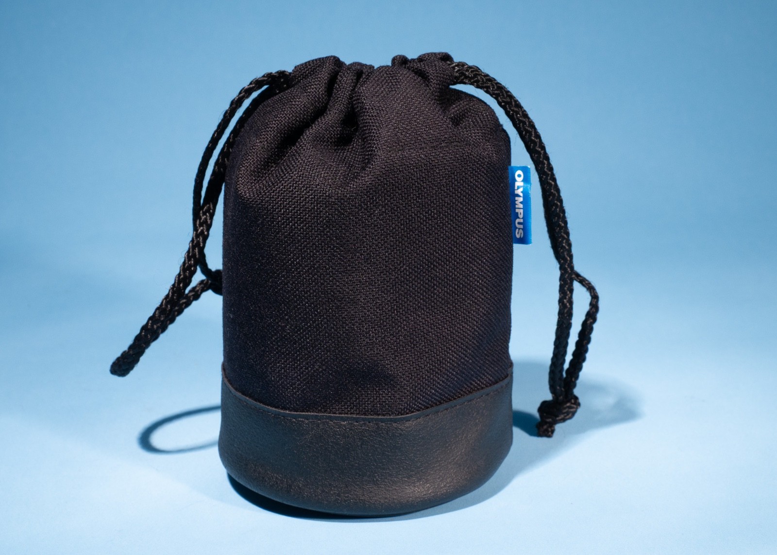 Olympus-LSC-0811-Medium-Soft-Lens-Pouch-Micro-43-14-42mm-II-R-8mm-Fisheye-Pro-137101656086