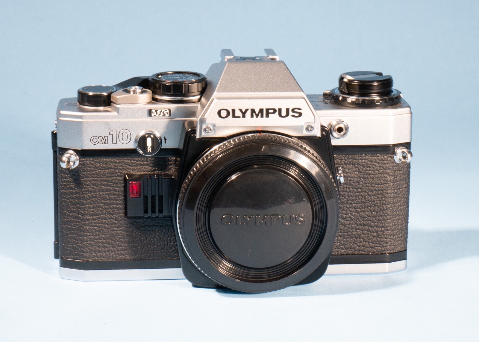 Olympus-OM-10-35mm-SLR-Film-Camera-Fully-Working-Excellent-137546586916-2