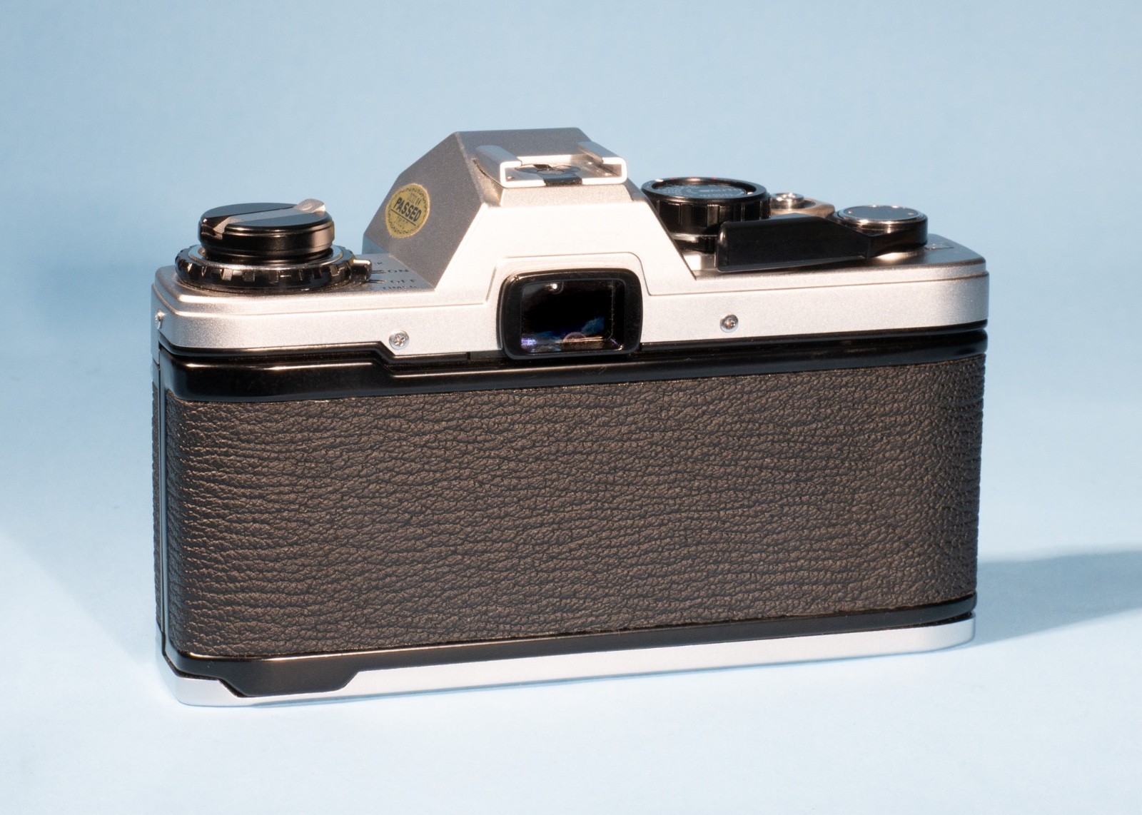 Olympus-OM-10-35mm-SLR-Film-Camera-Fully-Working-Excellent-137546586916-4