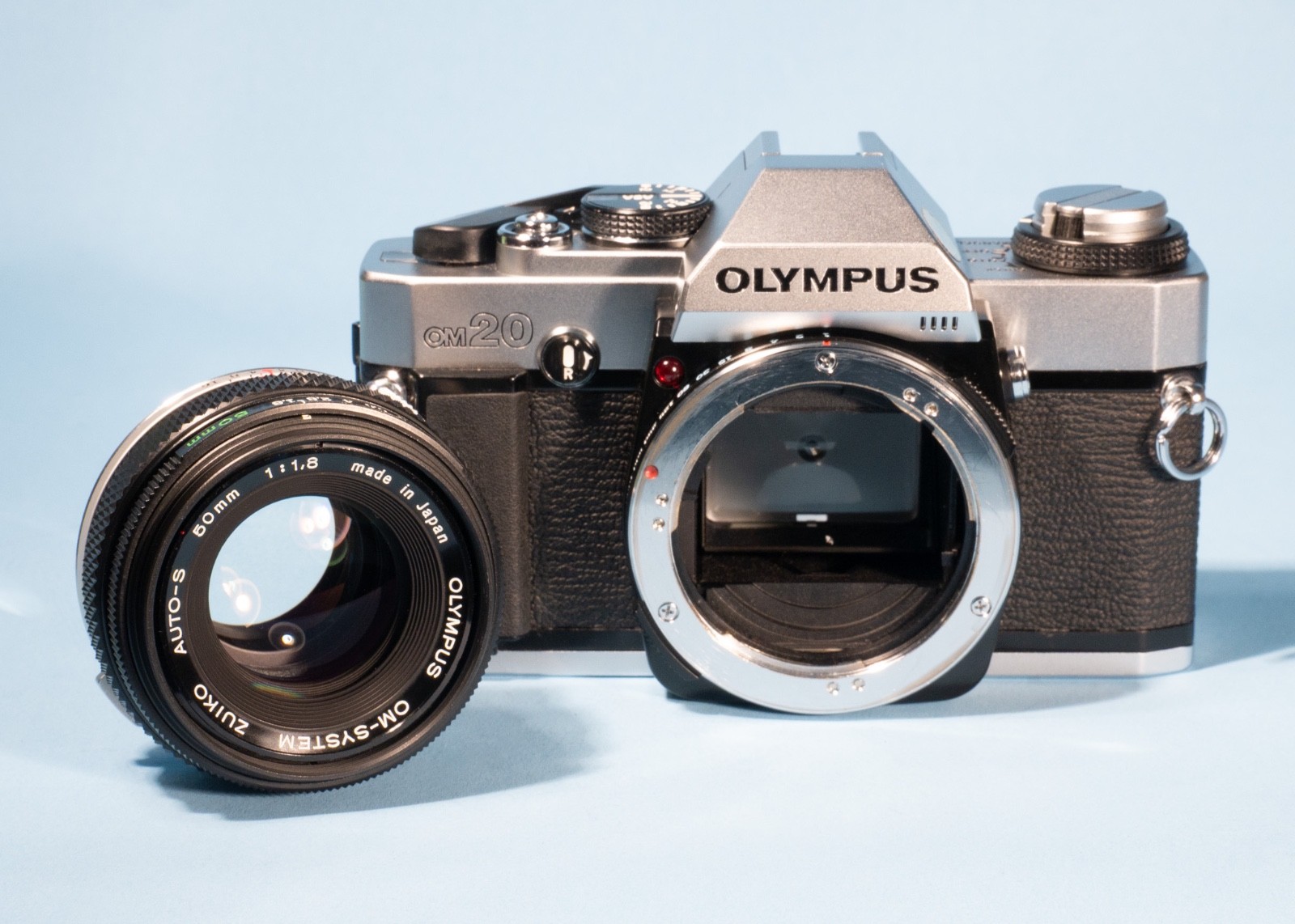 Olympus-OM-20-35mm-SLR-Film-Camera-Zuiko-Auto-S-50mm-f18-Lens-Fully-Working-137849607526-6