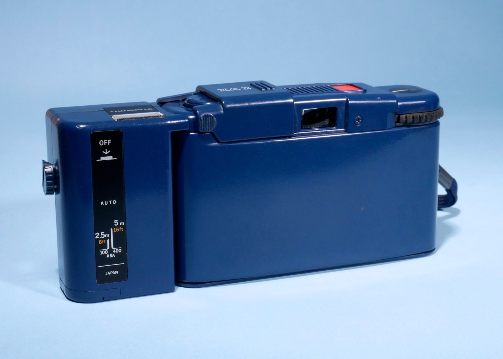 Olympus-XA-2-City-Blue-35mm-Compact-Film-Camera-DZuiko-f35-Lens-A11-Flash-136669761046-3