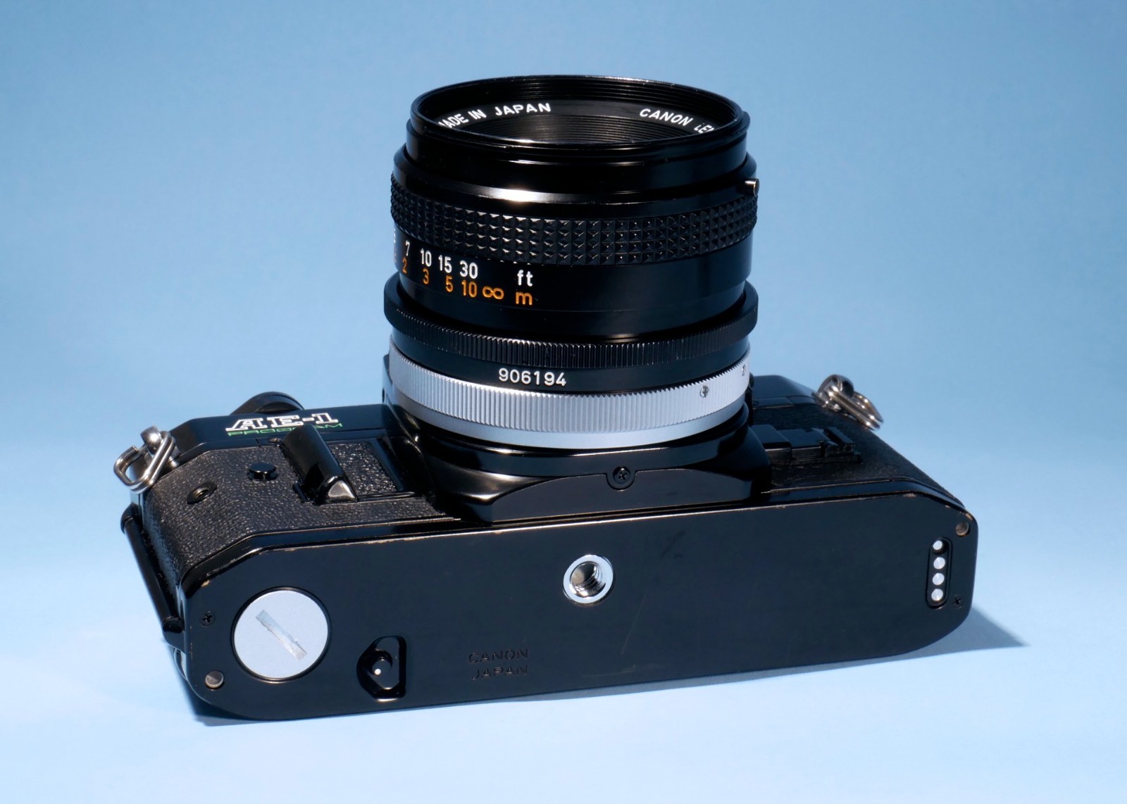 Canon-AE-1-Program-35mm-SLR-Film-Camera-FD-50mm-f18-SC-Lens-Fully-Working-136821009527-5