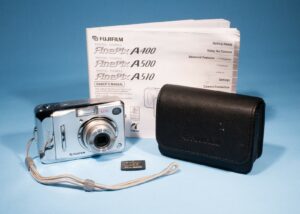 Fujifilm FinePix A500 Digital Camera 5.1MP 3x Optical Zoom * Fully Working