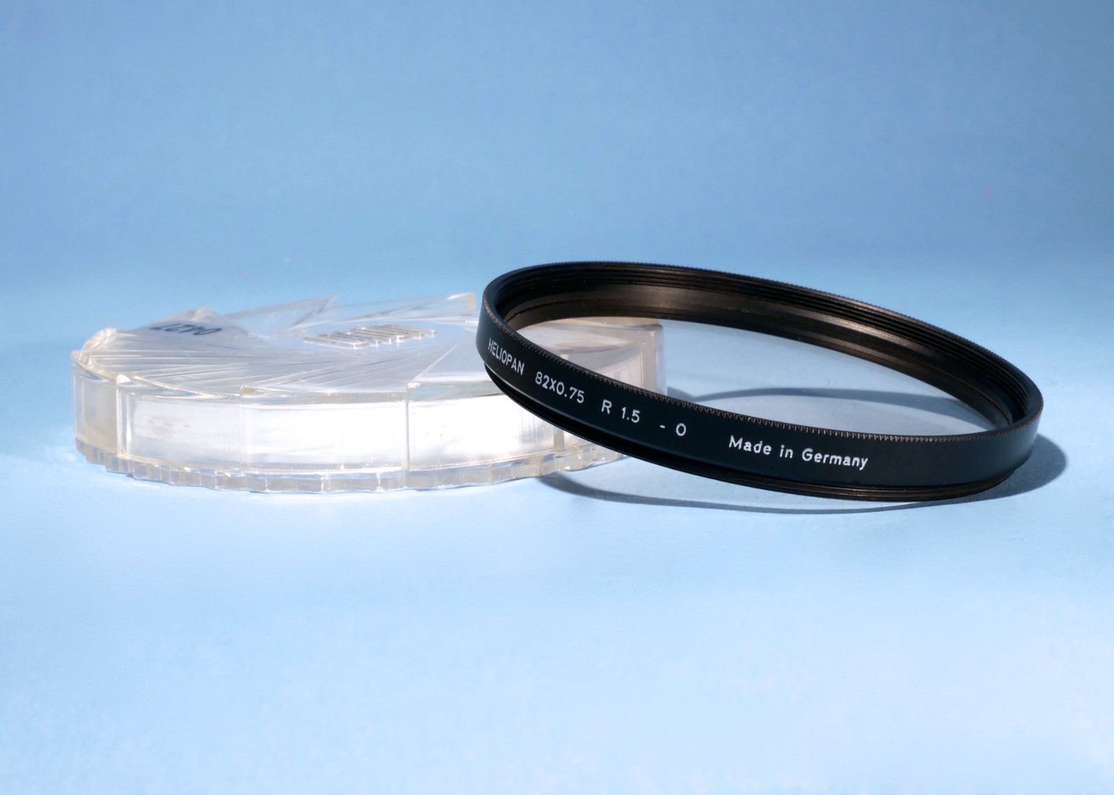 Heliopan-82mm-x-075-R15-0-Skylight-Filter-Excellent-136771633827