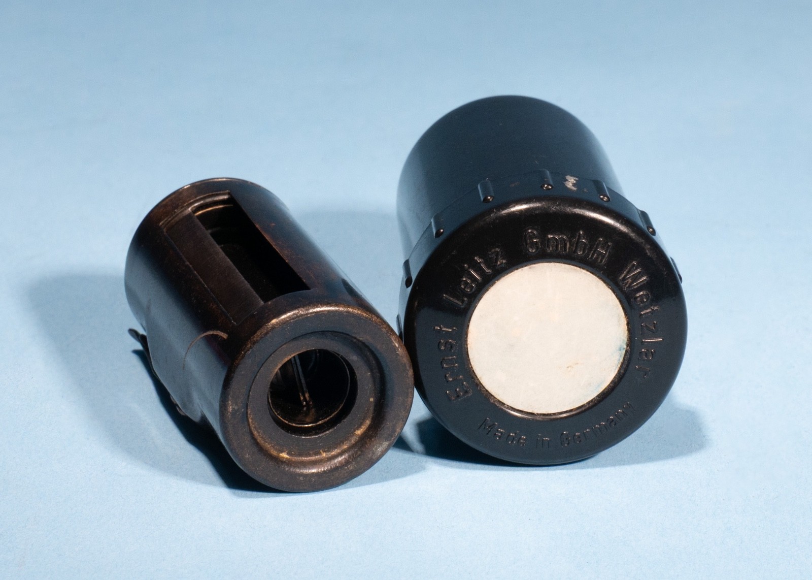 Leica-E-Leitz-Canister-Z-Brass-Reloadable-35mm-Film-Camera-Spool-Cartridge-137162640827-2